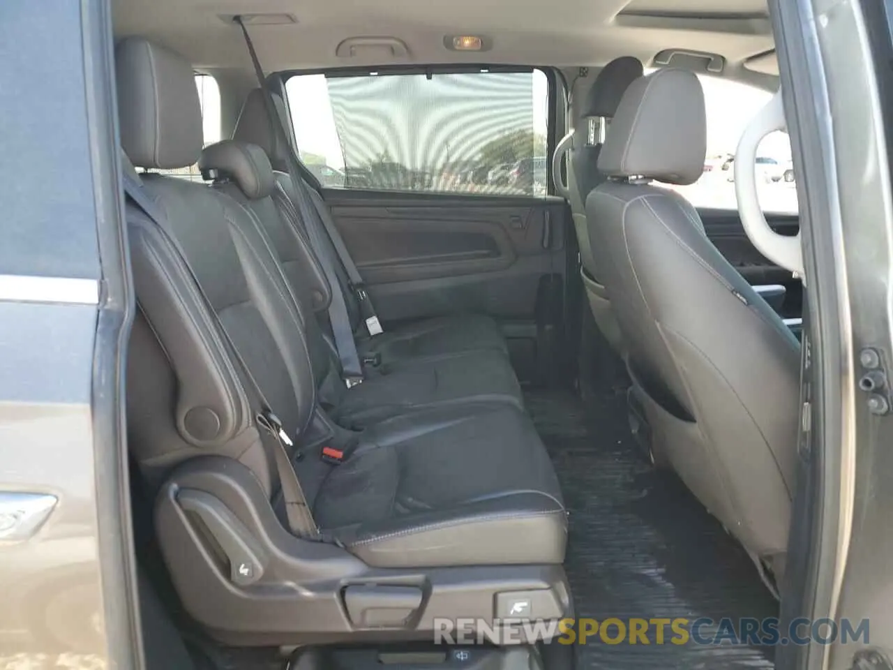 11 fotografías del automóvil dañado 5FNRL6H73NB035370 HONDA All Models 2022
