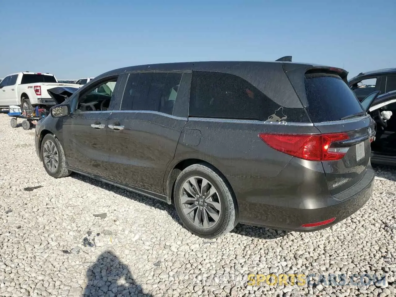 2 fotografías del automóvil dañado 5FNRL6H73NB035370 HONDA All Models 2022