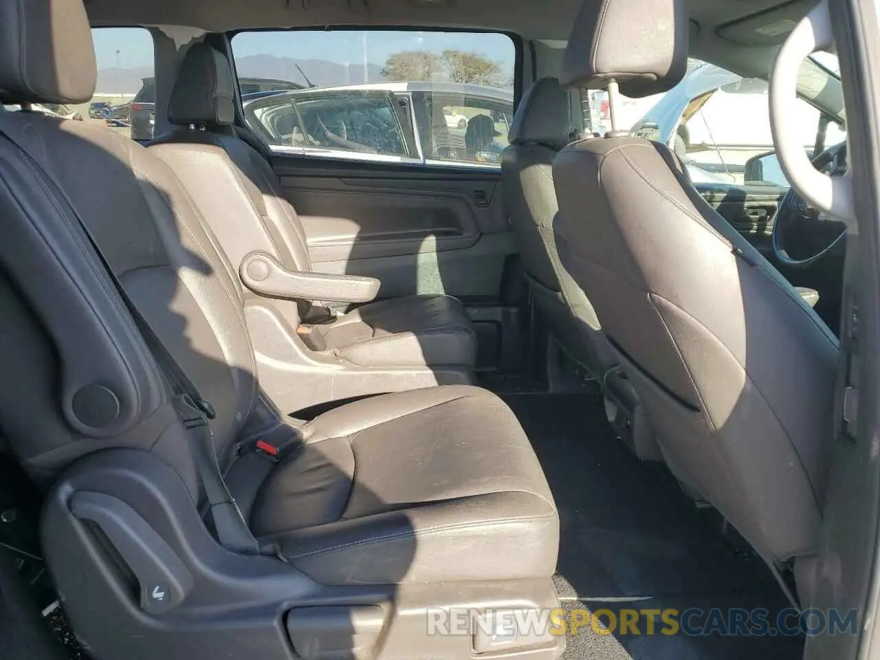 11 fotografías del automóvil dañado 5FNRL6H79NB023210 HONDA All Models 2022