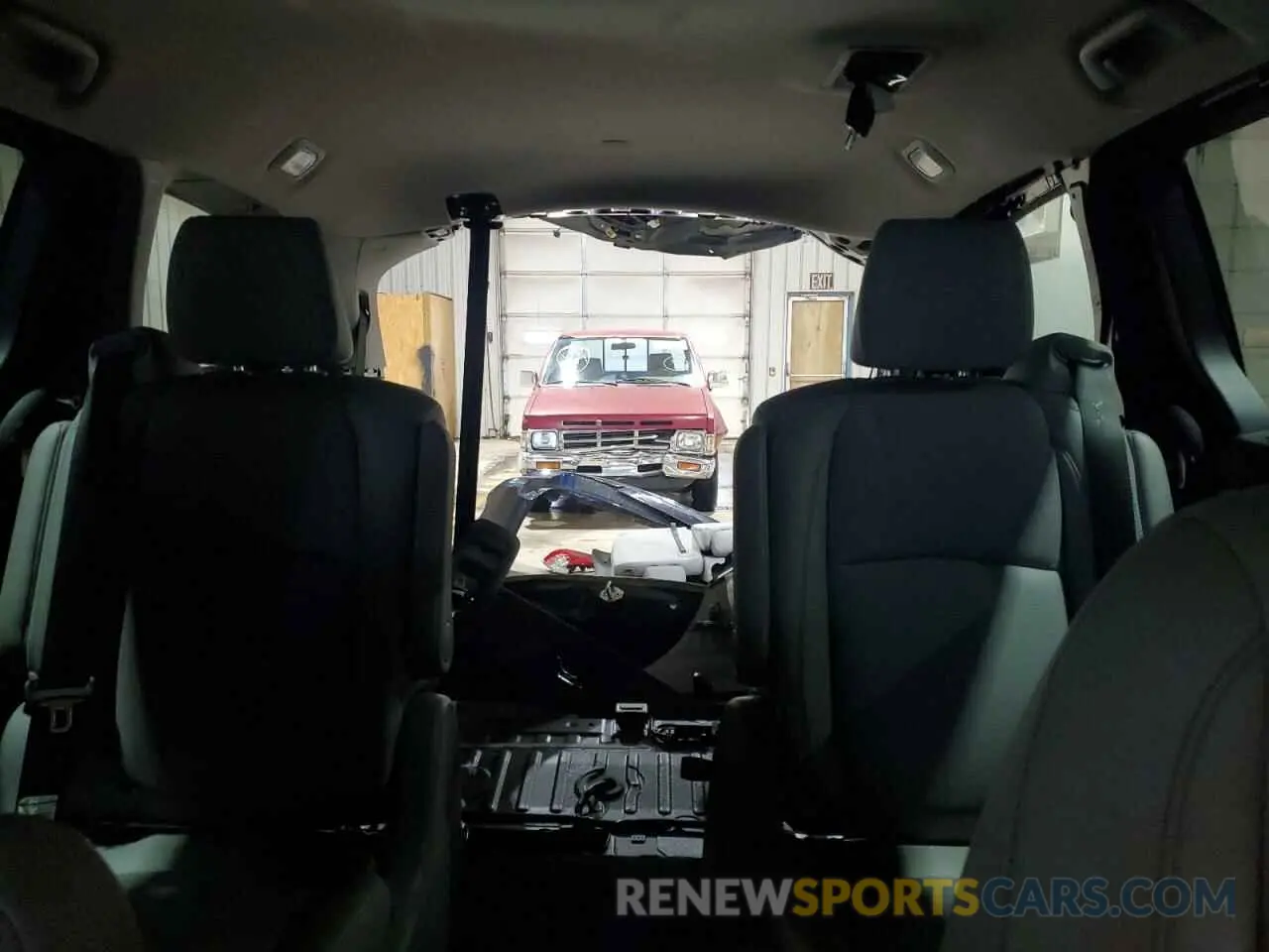 10 fotografías del automóvil dañado 5FNRL6H68PB076152 HONDA All Models 2023