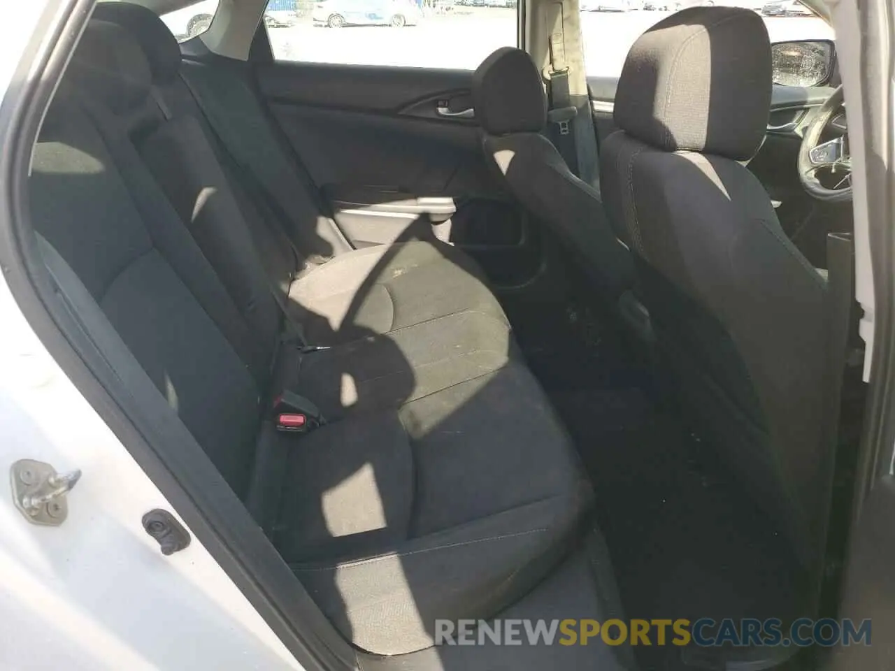 10 fotografías del automóvil dañado 19XFC1F30KE208270 HONDA CIVIC 2019