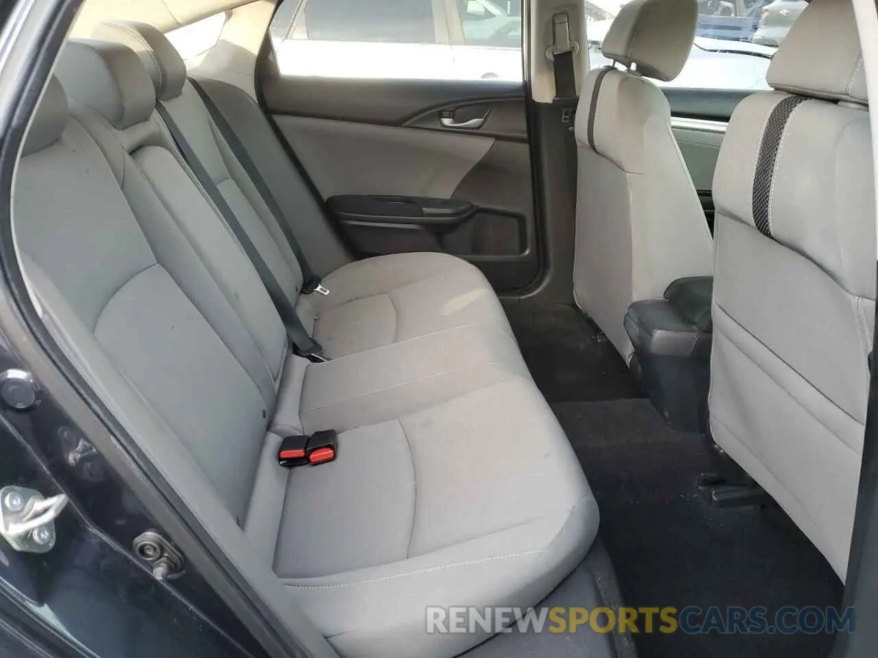 10 fotografías del automóvil dañado 19XFC1F30KE216515 HONDA CIVIC 2019