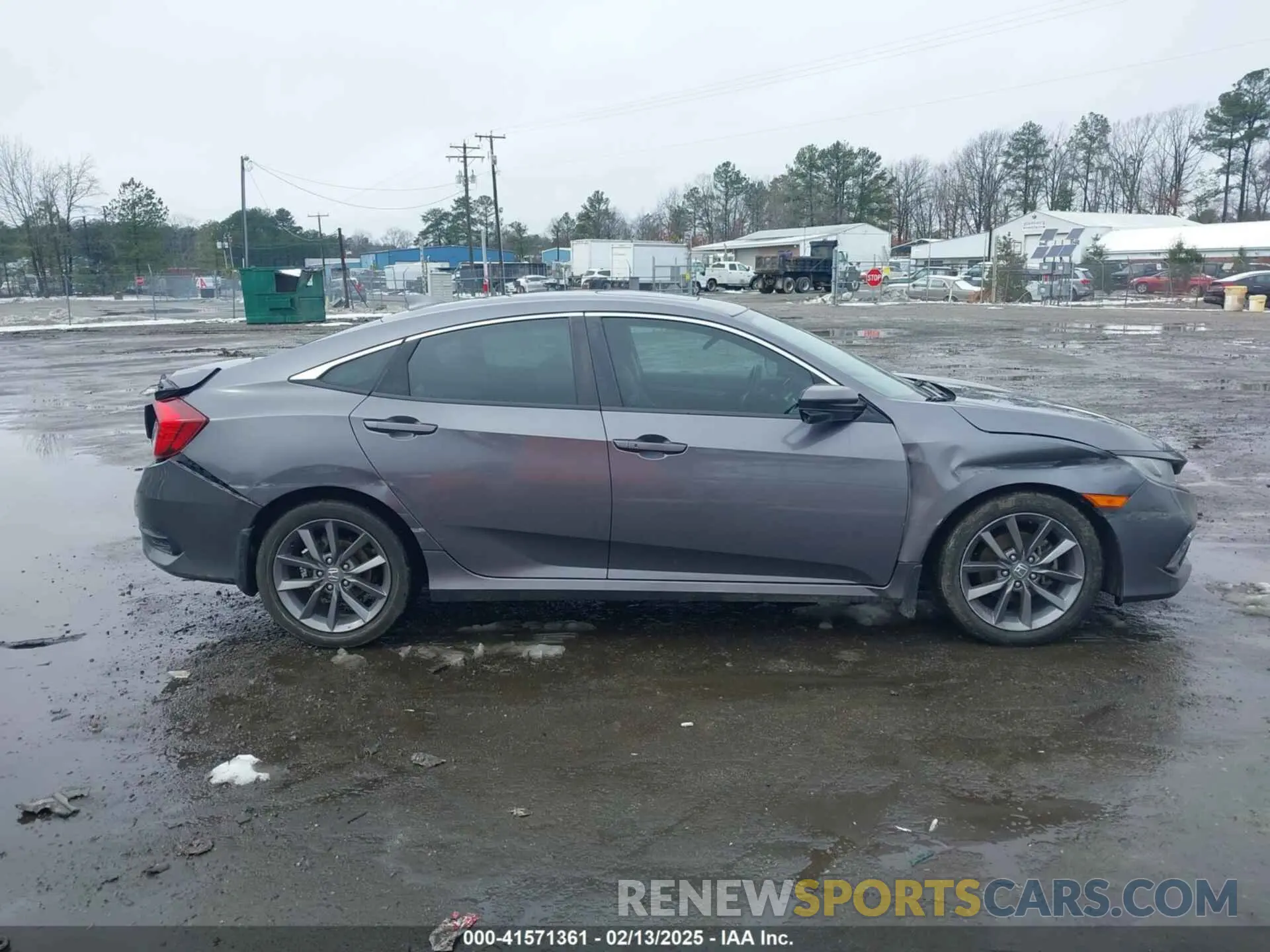13 fotografías del automóvil dañado 19XFC1F31KE002777 HONDA CIVIC 2019