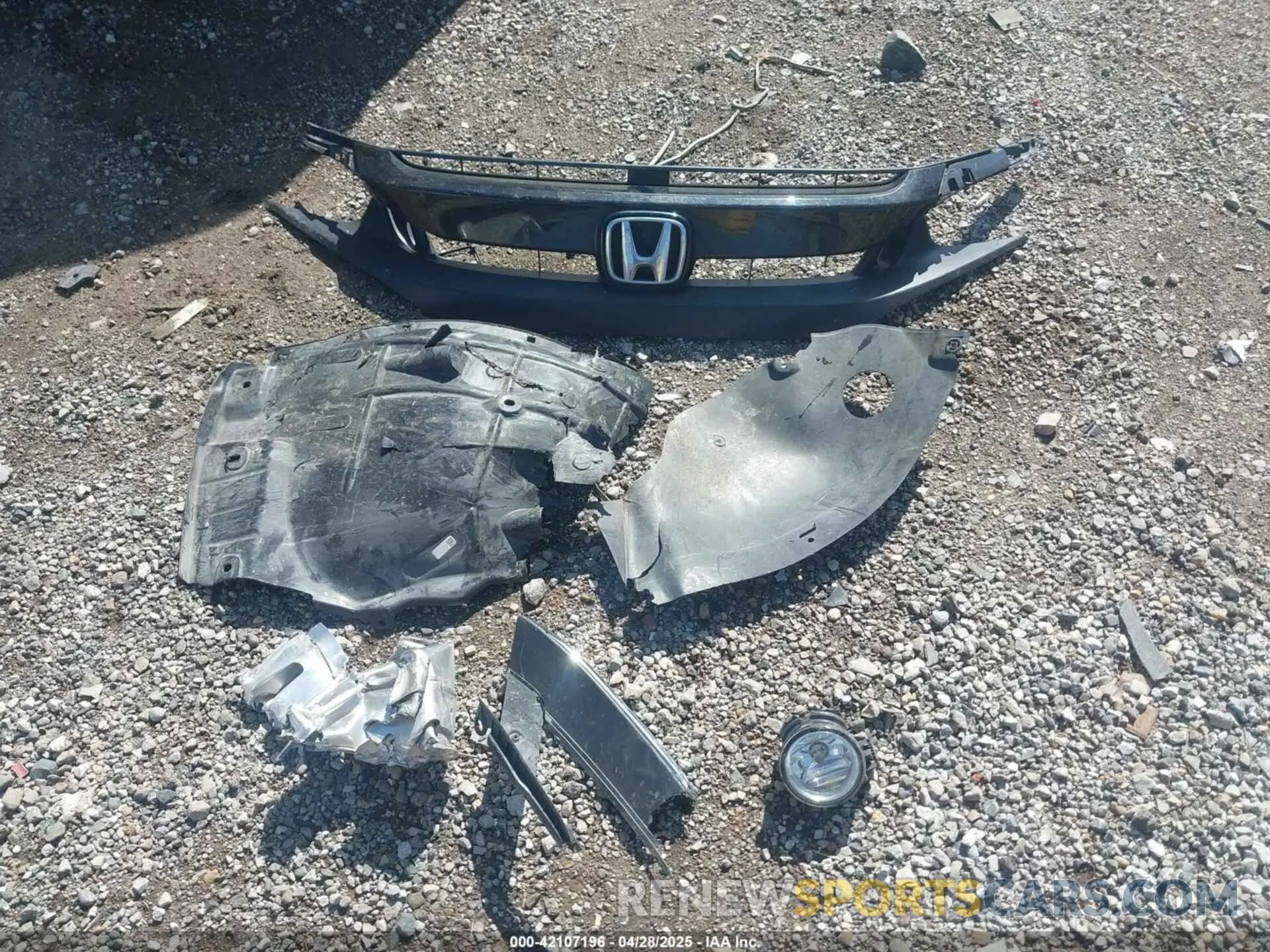 11 fotografías del automóvil dañado 19XFC1F31KE014525 HONDA CIVIC 2019