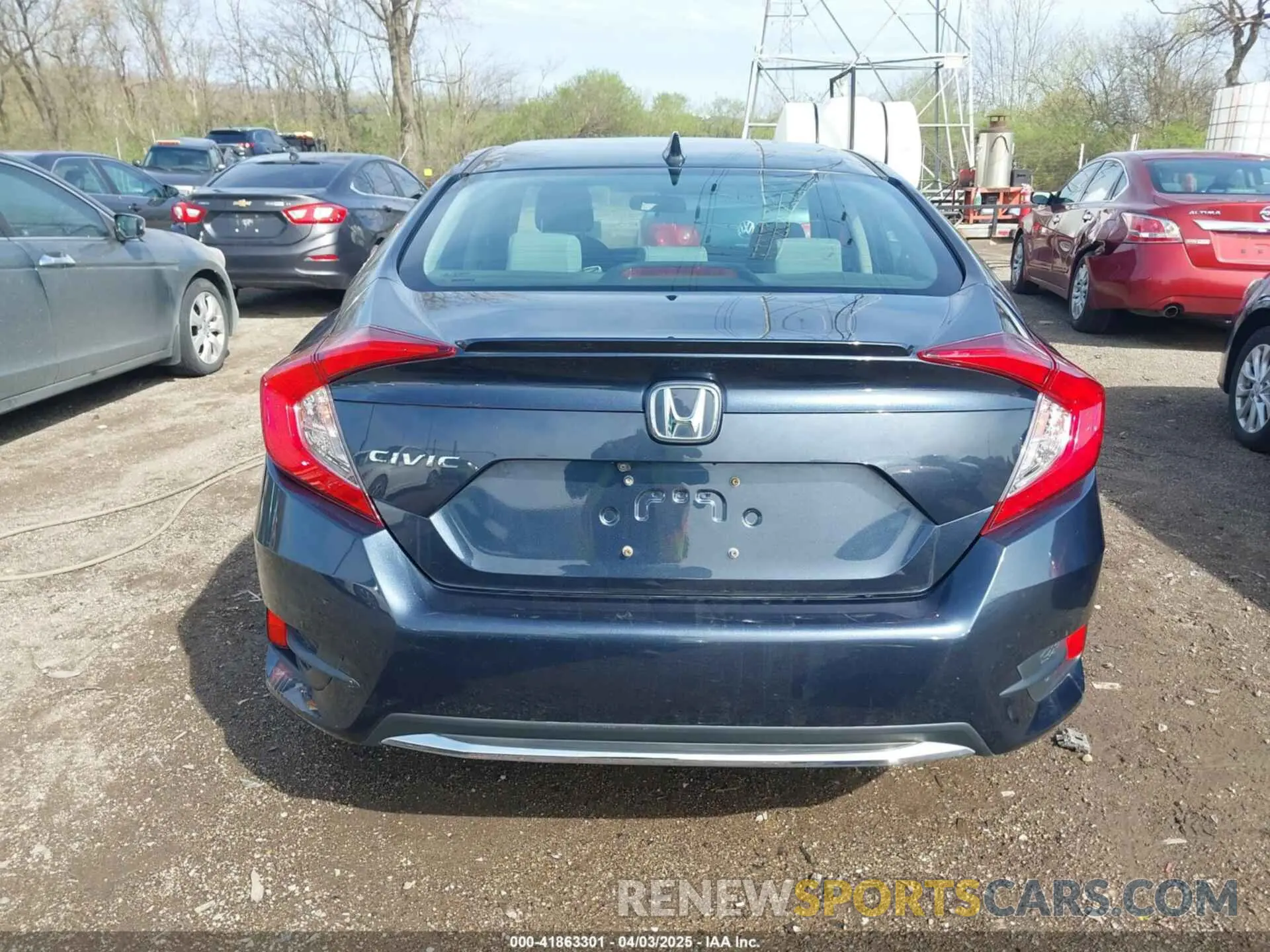 17 fotografías del automóvil dañado 19XFC1F33KE010363 HONDA CIVIC 2019
