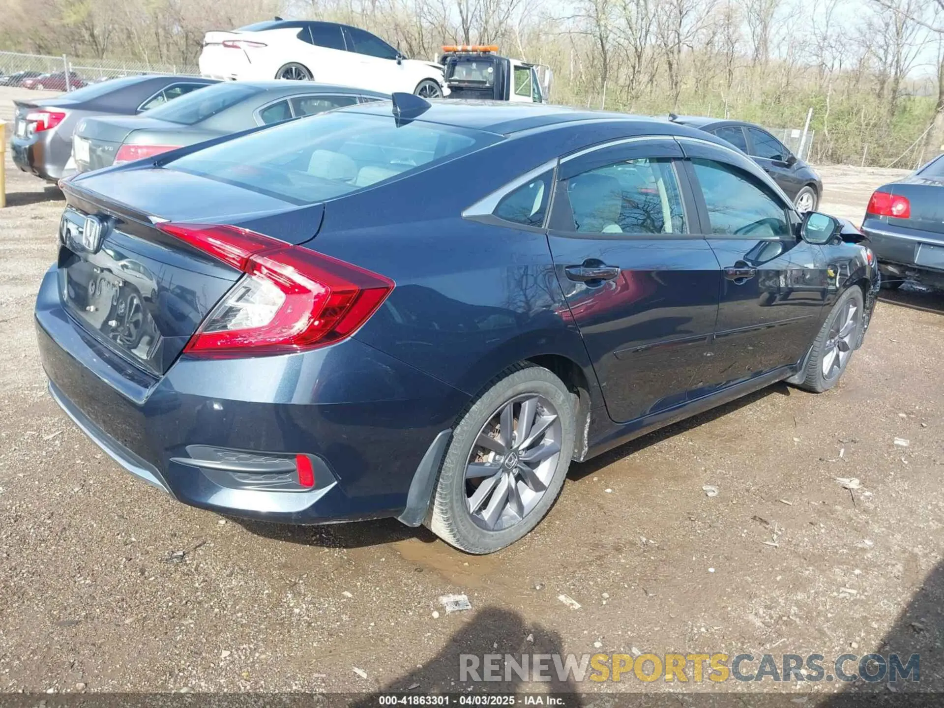 4 fotografías del automóvil dañado 19XFC1F33KE010363 HONDA CIVIC 2019