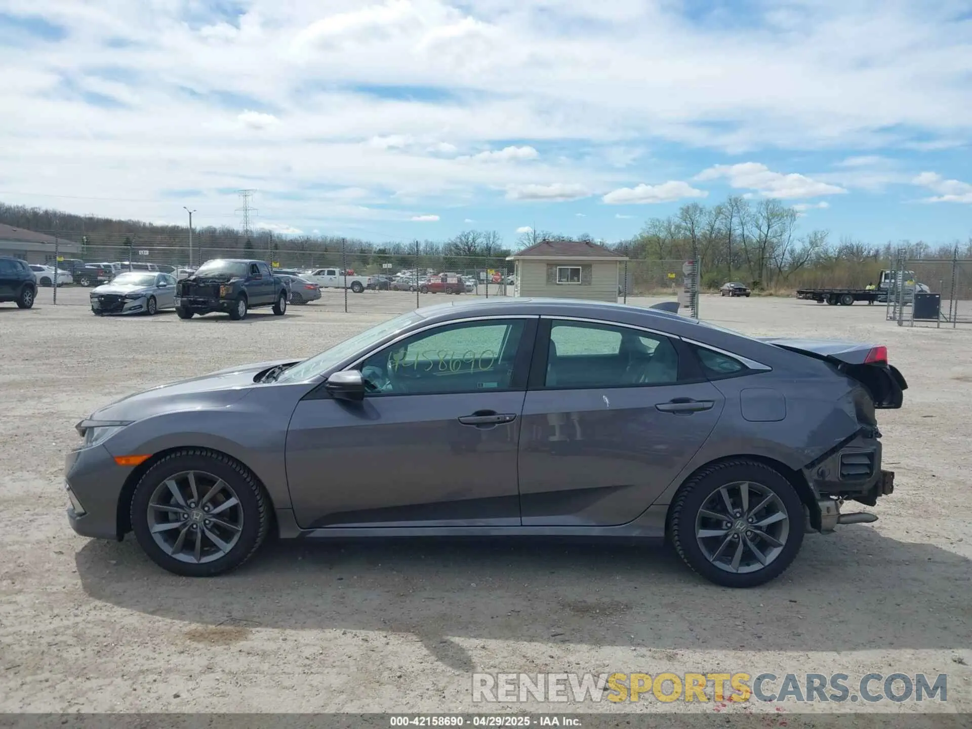 15 fotografías del automóvil dañado 19XFC1F33KE018091 HONDA CIVIC 2019