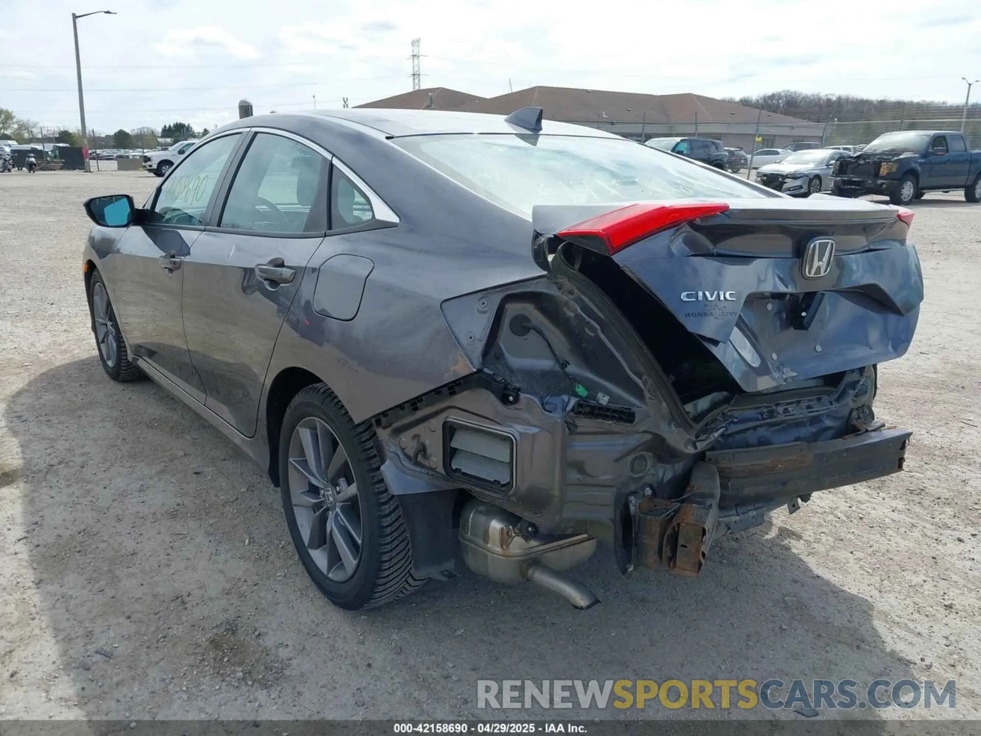 20 fotografías del automóvil dañado 19XFC1F33KE018091 HONDA CIVIC 2019