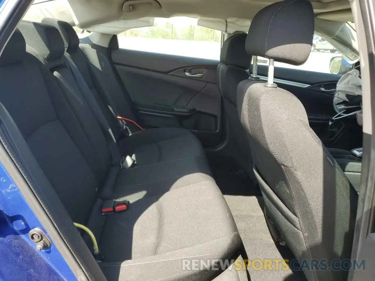 10 fotografías del automóvil dañado 19XFC1F34KE017631 HONDA CIVIC 2019