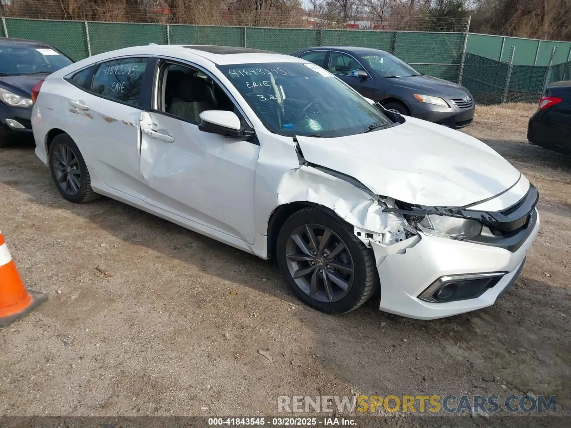 1 fotografías del automóvil dañado 19XFC1F34KE018682 HONDA CIVIC 2019