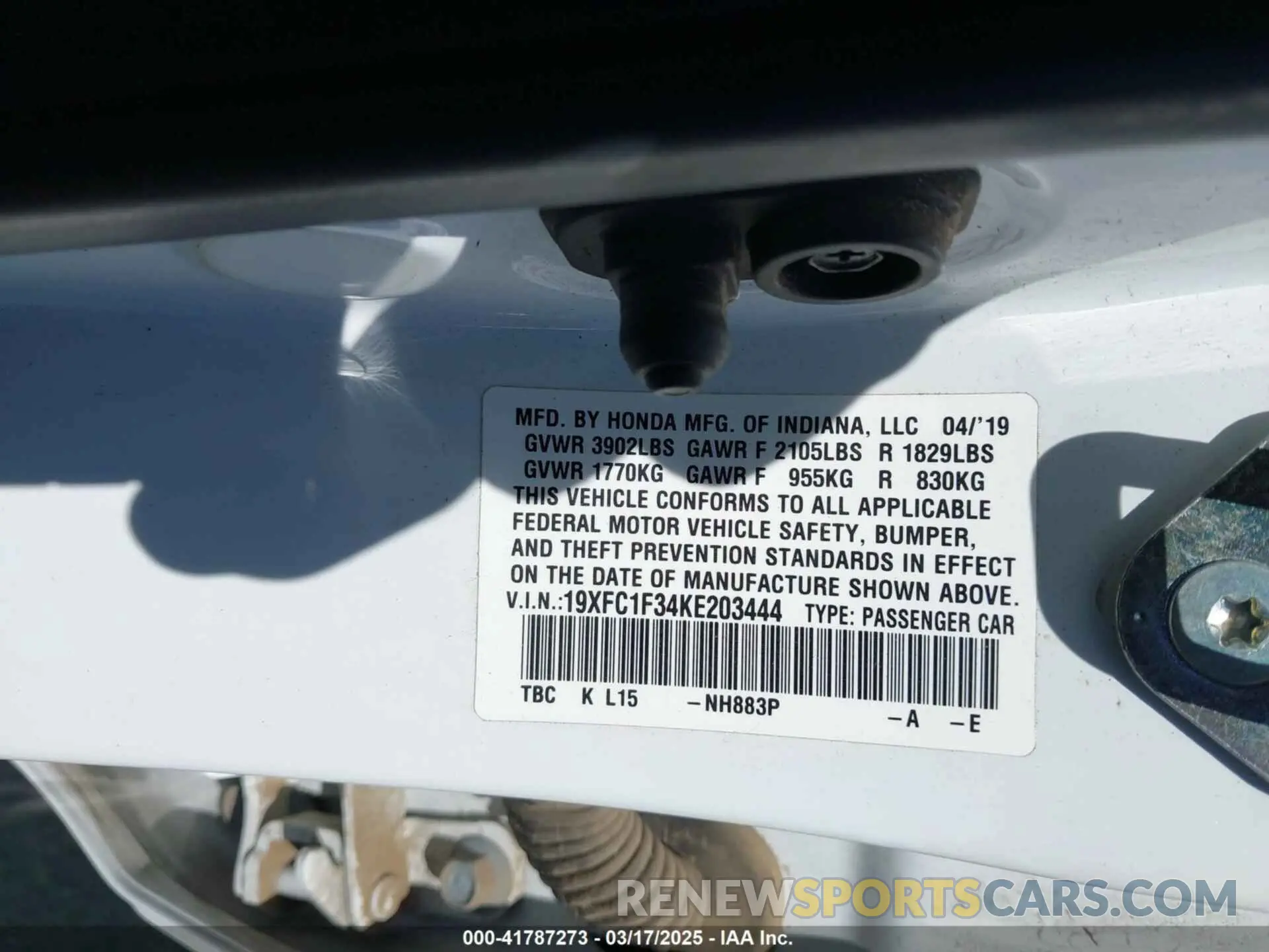 9 fotografías del automóvil dañado 19XFC1F34KE203444 HONDA CIVIC 2019