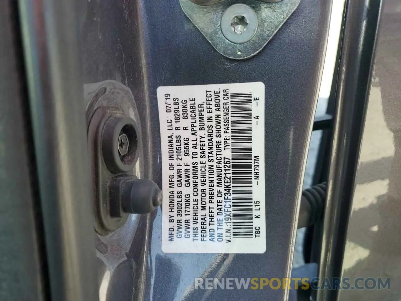 12 fotografías del automóvil dañado 19XFC1F34KE211267 HONDA CIVIC 2019