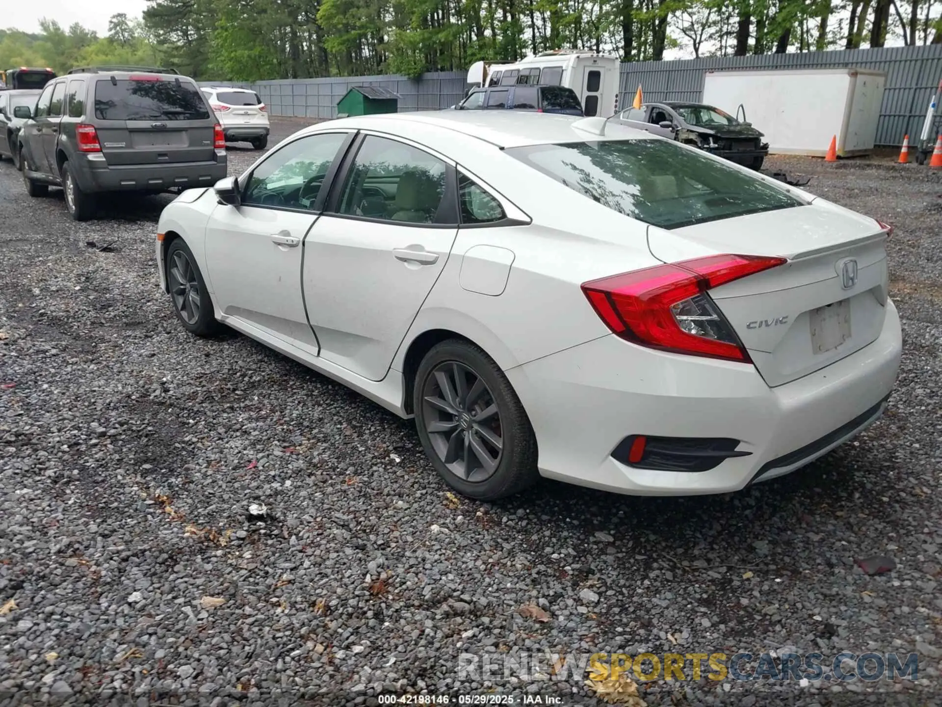 3 fotografías del automóvil dañado 19XFC1F35KE200536 HONDA CIVIC 2019