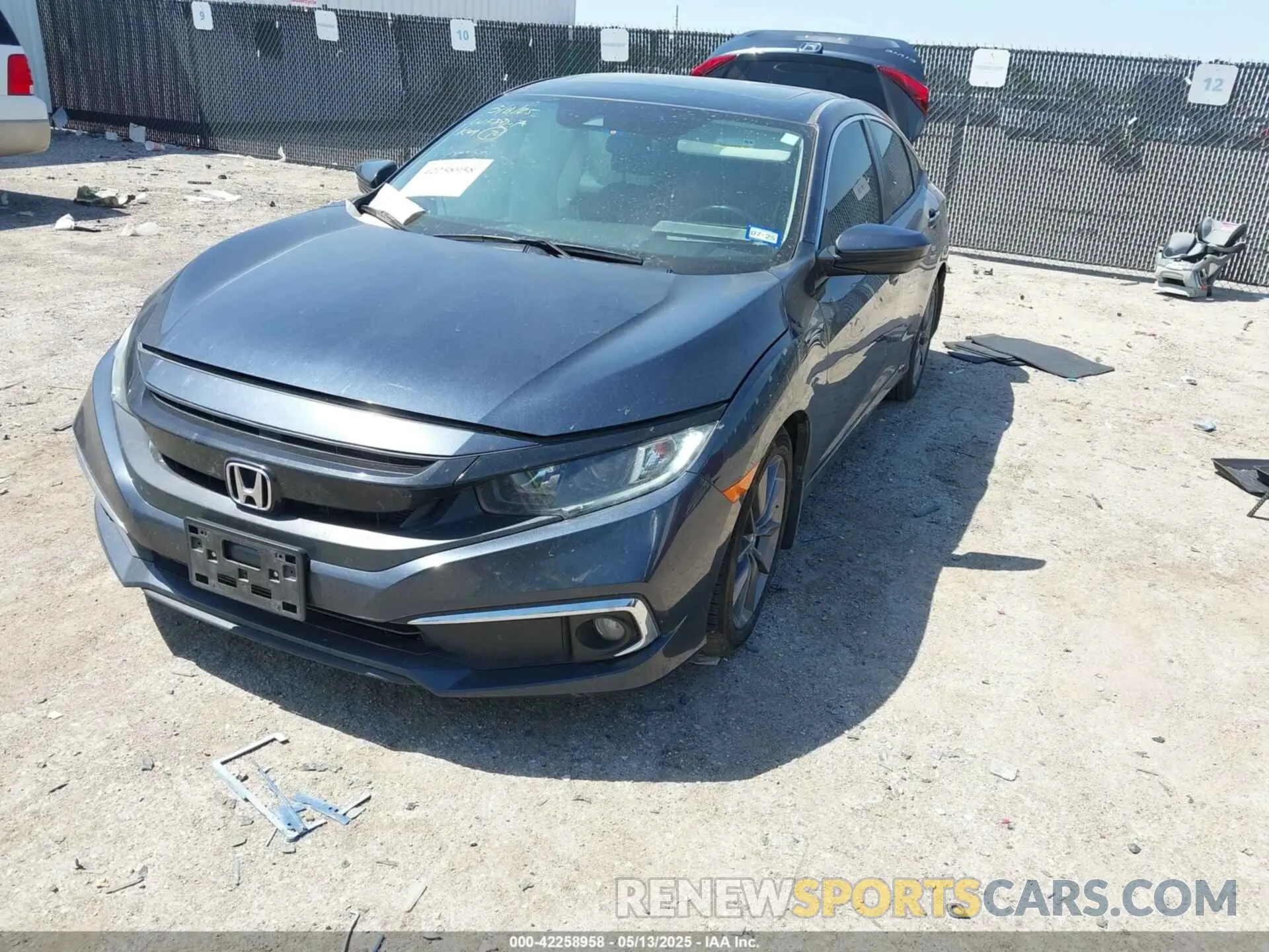 2 fotografías del automóvil dañado 19XFC1F37KE001388 HONDA CIVIC 2019