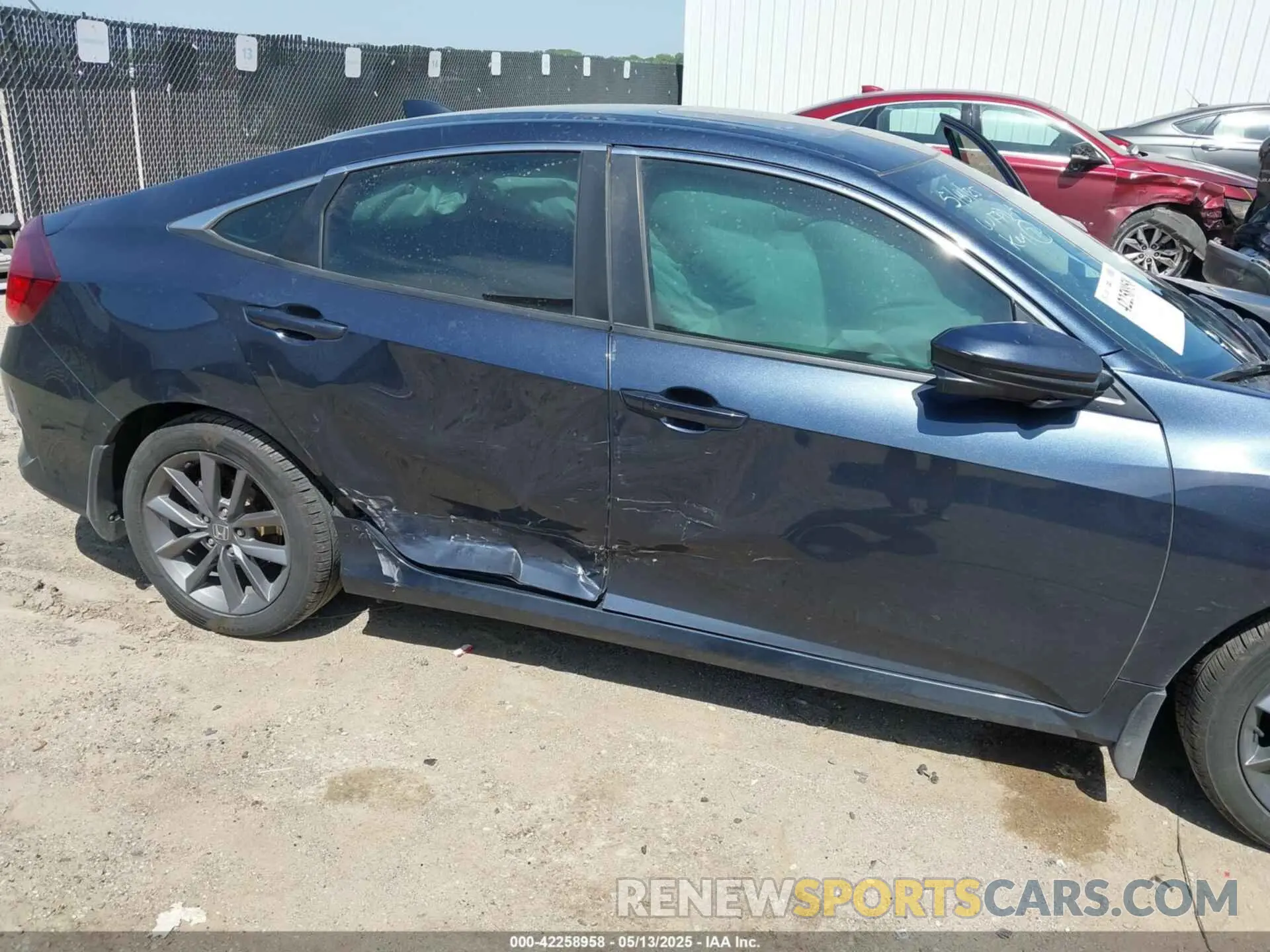 6 fotografías del automóvil dañado 19XFC1F37KE001388 HONDA CIVIC 2019