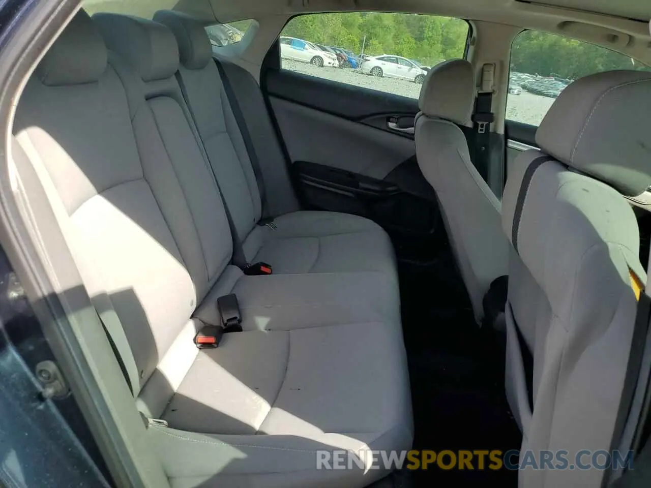 10 fotografías del automóvil dañado 19XFC1F37KE015999 HONDA CIVIC 2019