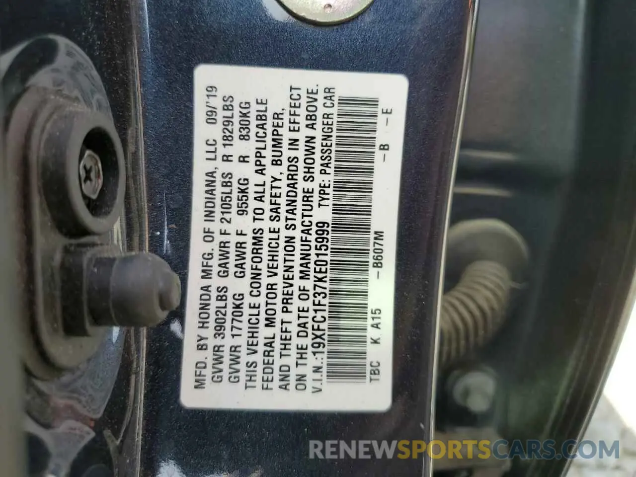 12 fotografías del automóvil dañado 19XFC1F37KE015999 HONDA CIVIC 2019