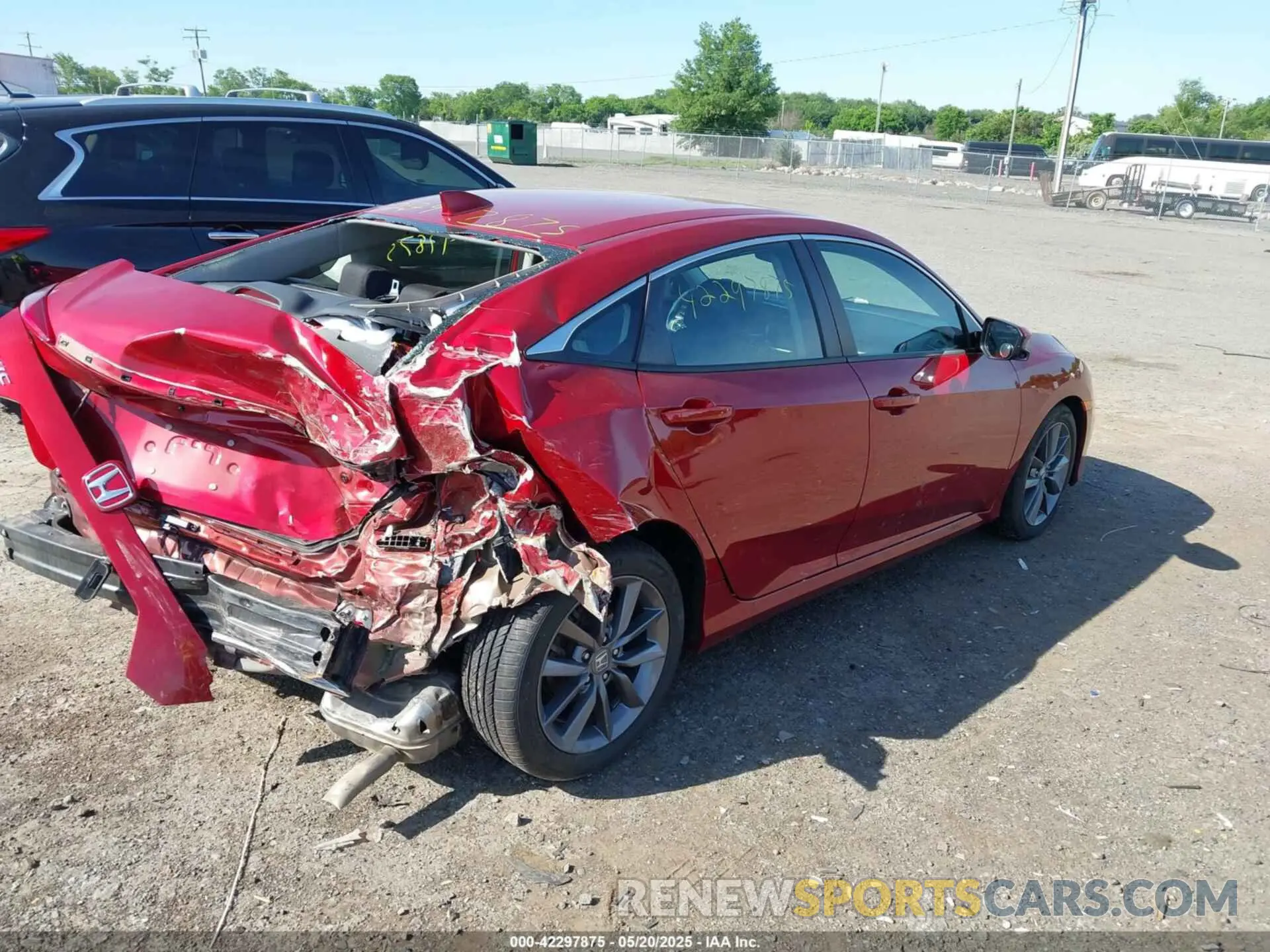 4 fotografías del automóvil dañado 19XFC1F38KE019091 HONDA CIVIC 2019