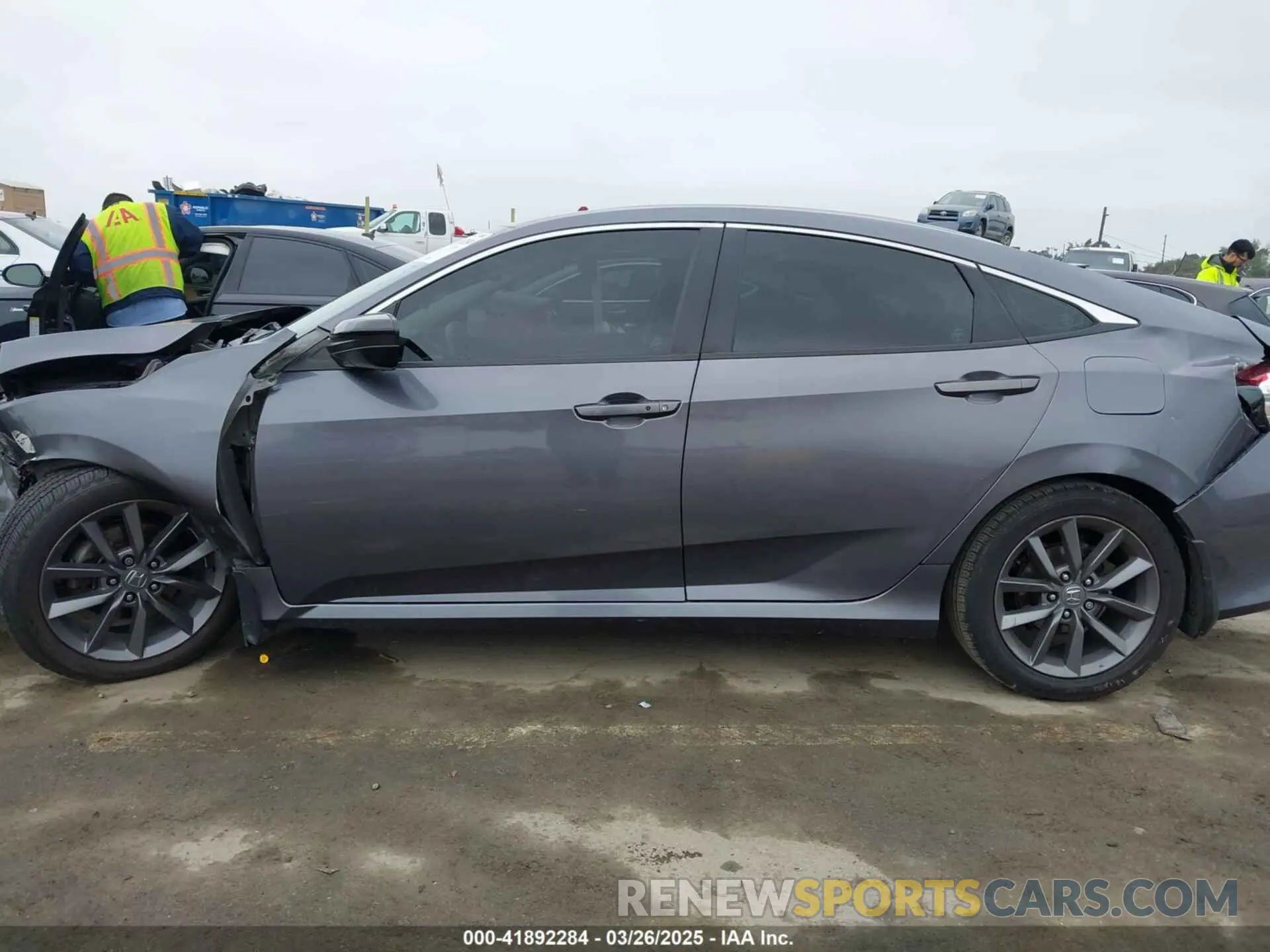 15 fotografías del automóvil dañado 19XFC1F38KE201910 HONDA CIVIC 2019