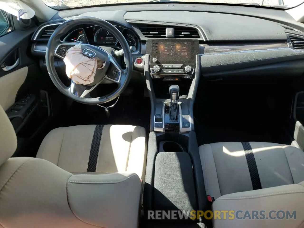 8 fotografías del automóvil dañado 19XFC1F39KE011162 HONDA CIVIC 2019