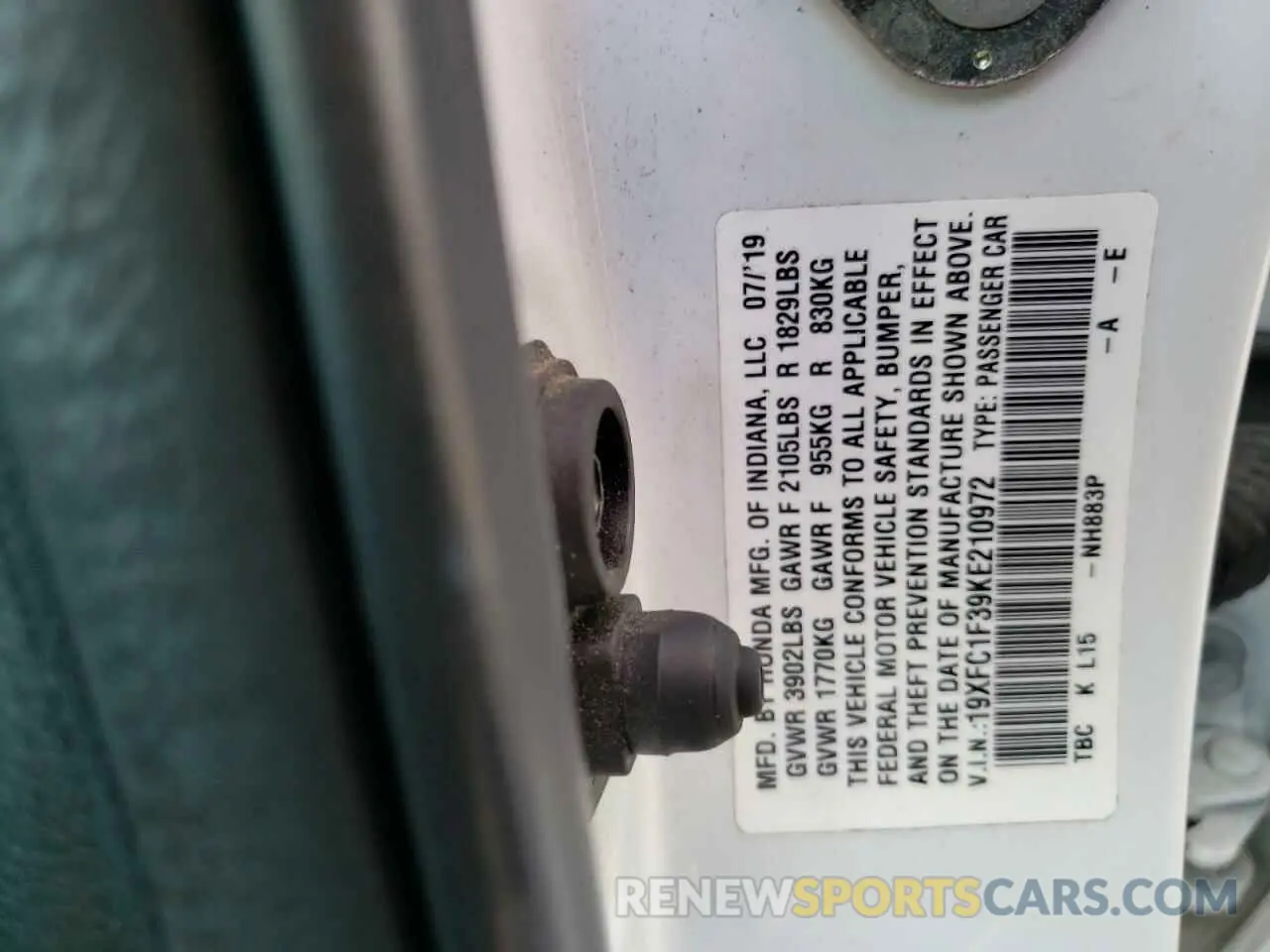 12 fotografías del automóvil dañado 19XFC1F39KE210972 HONDA CIVIC 2019