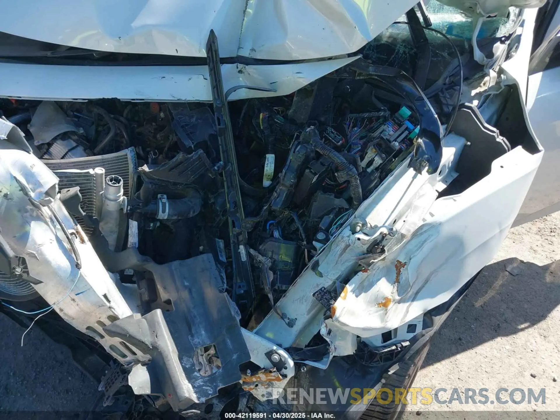 17 fotografías del automóvil dañado 19XFC1F3XKE006830 HONDA CIVIC 2019
