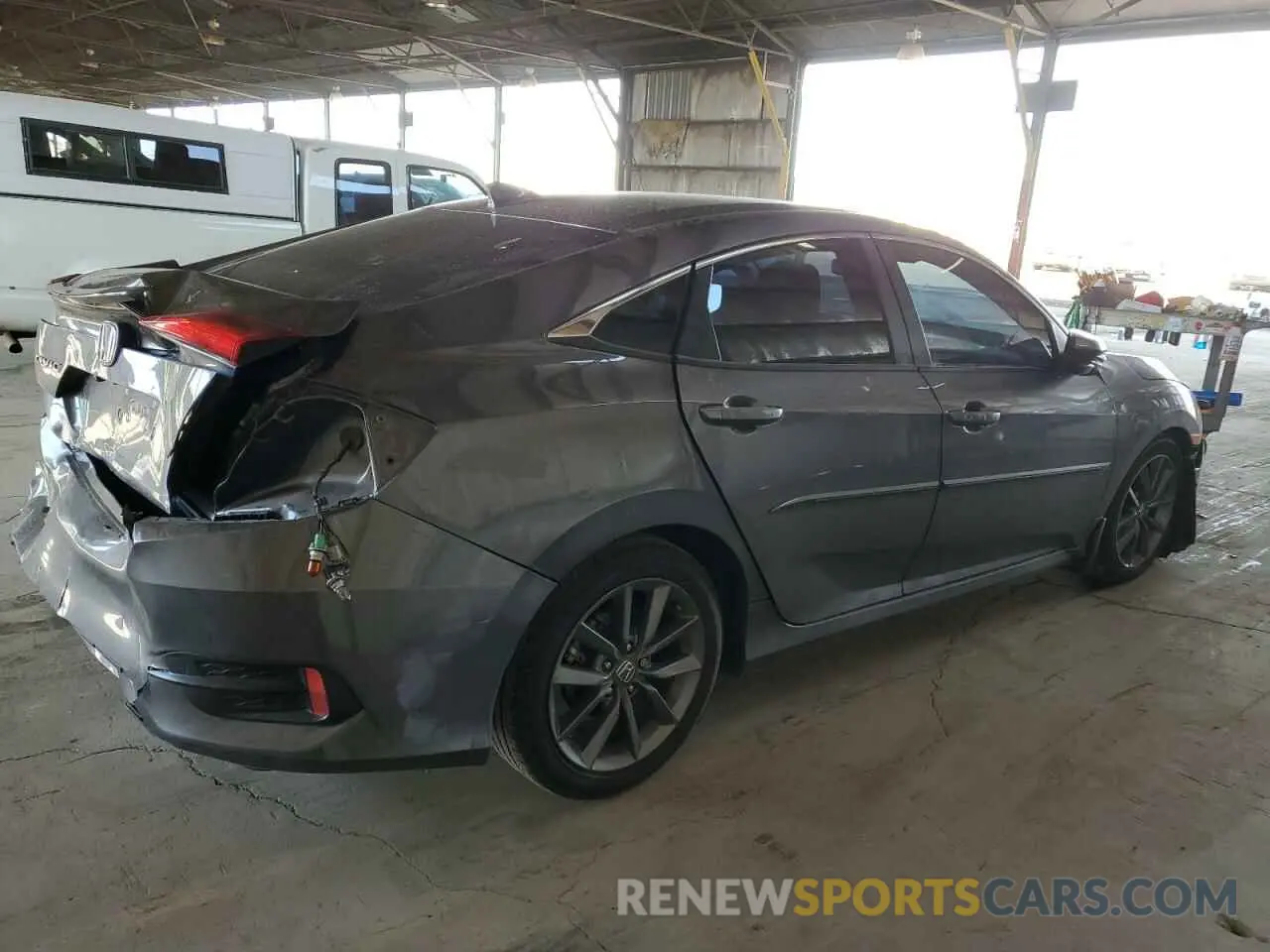 3 fotografías del automóvil dañado 19XFC1F3XKE009789 HONDA CIVIC 2019