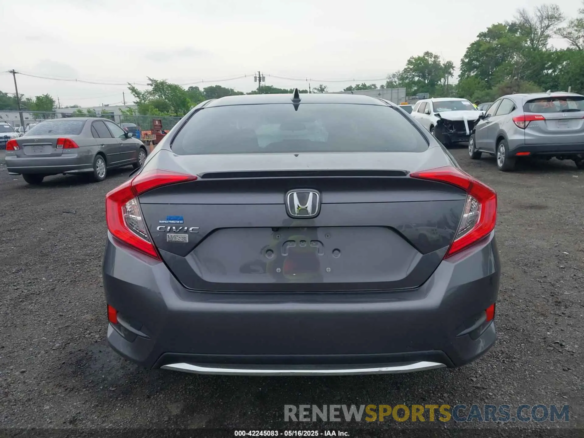 16 fotografías del automóvil dañado 19XFC1F3XKE013342 HONDA CIVIC 2019