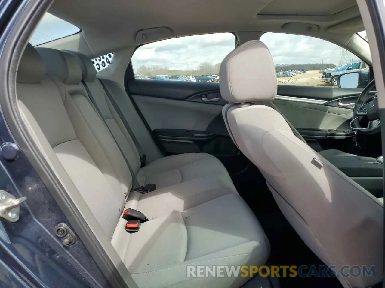 10 fotografías del automóvil dañado 19XFC1F3XKE016368 HONDA CIVIC 2019
