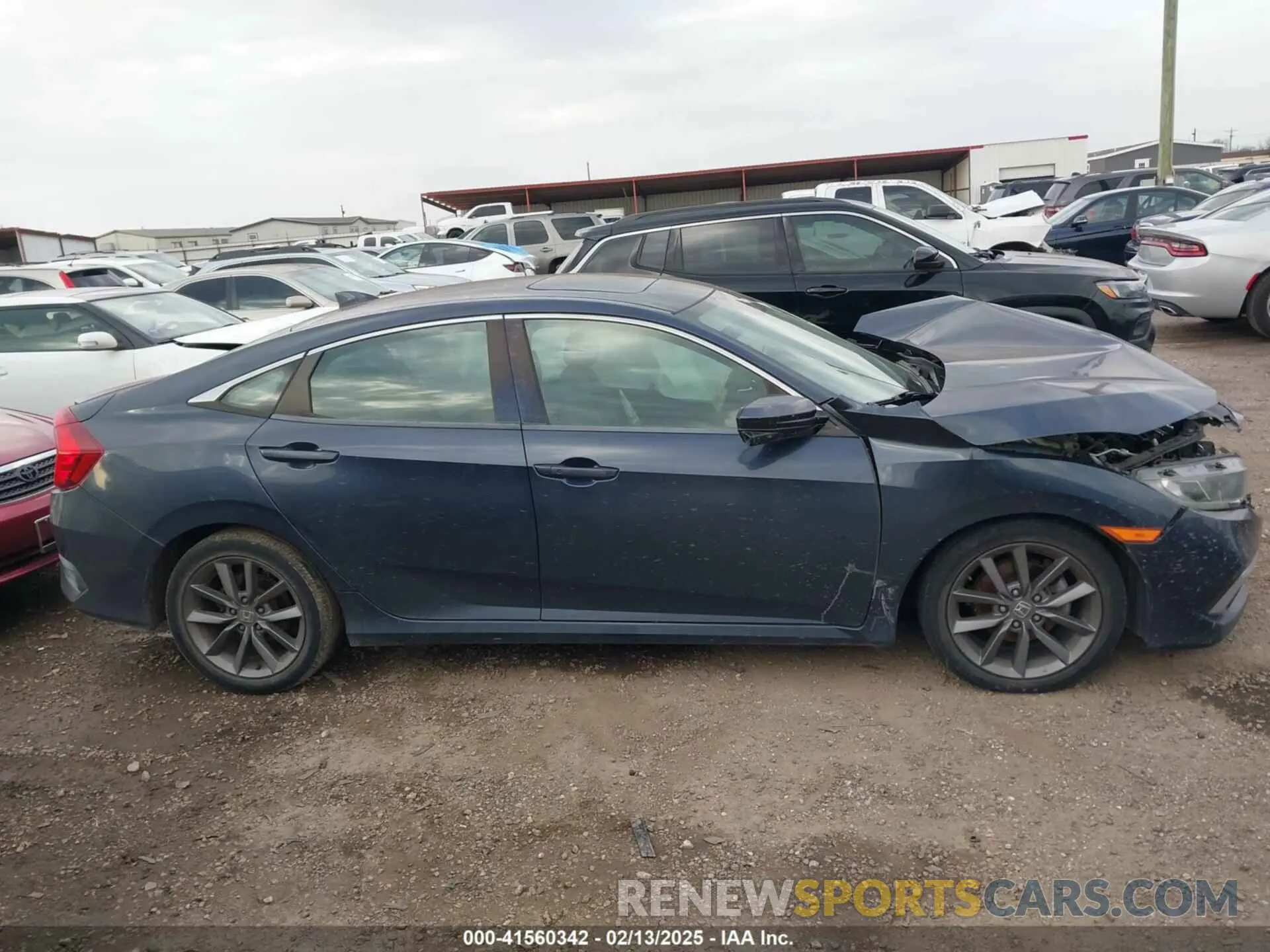 14 fotografías del automóvil dañado 19XFC1F70KE008427 HONDA CIVIC 2019