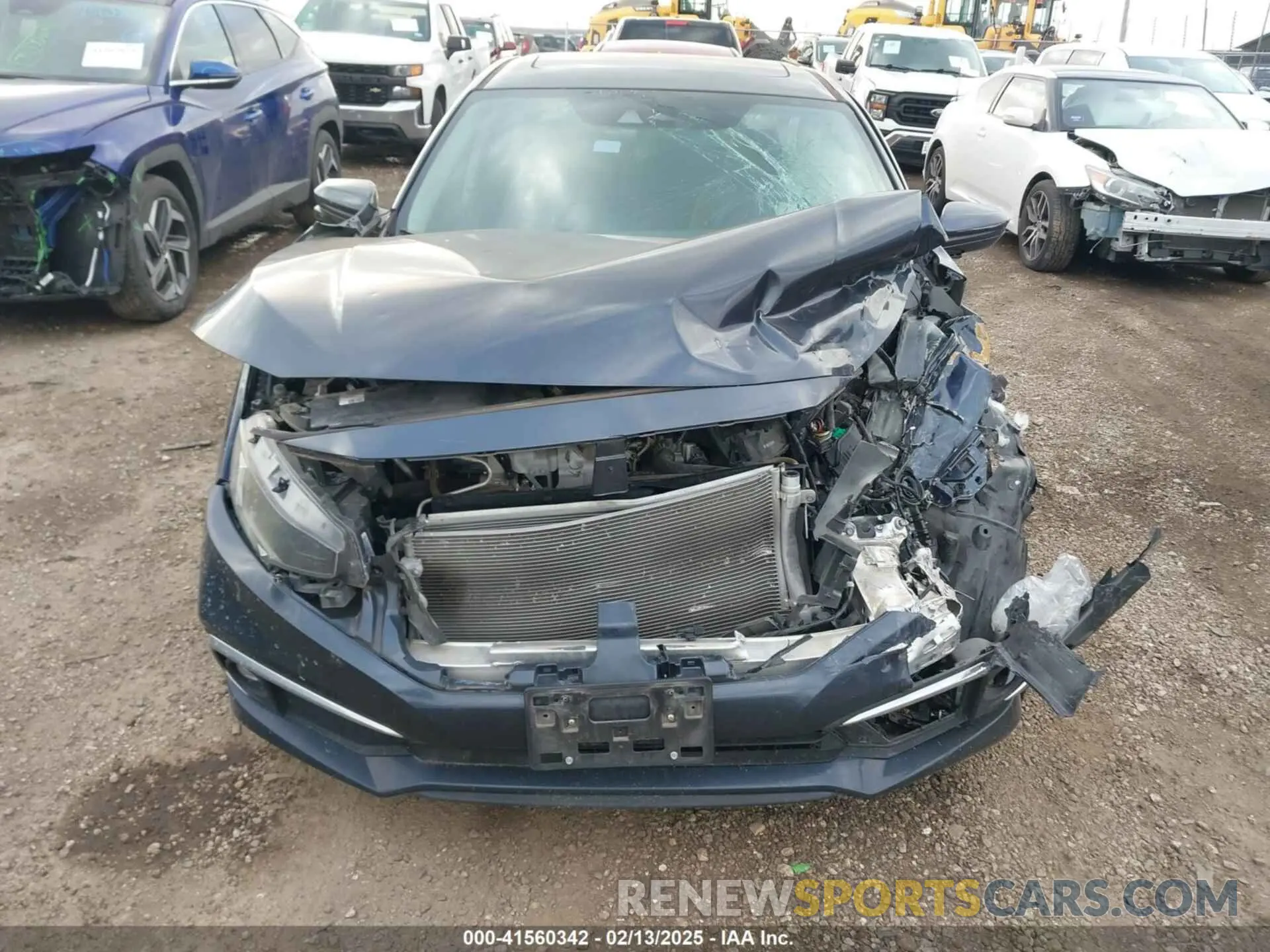 18 fotografías del automóvil dañado 19XFC1F70KE008427 HONDA CIVIC 2019