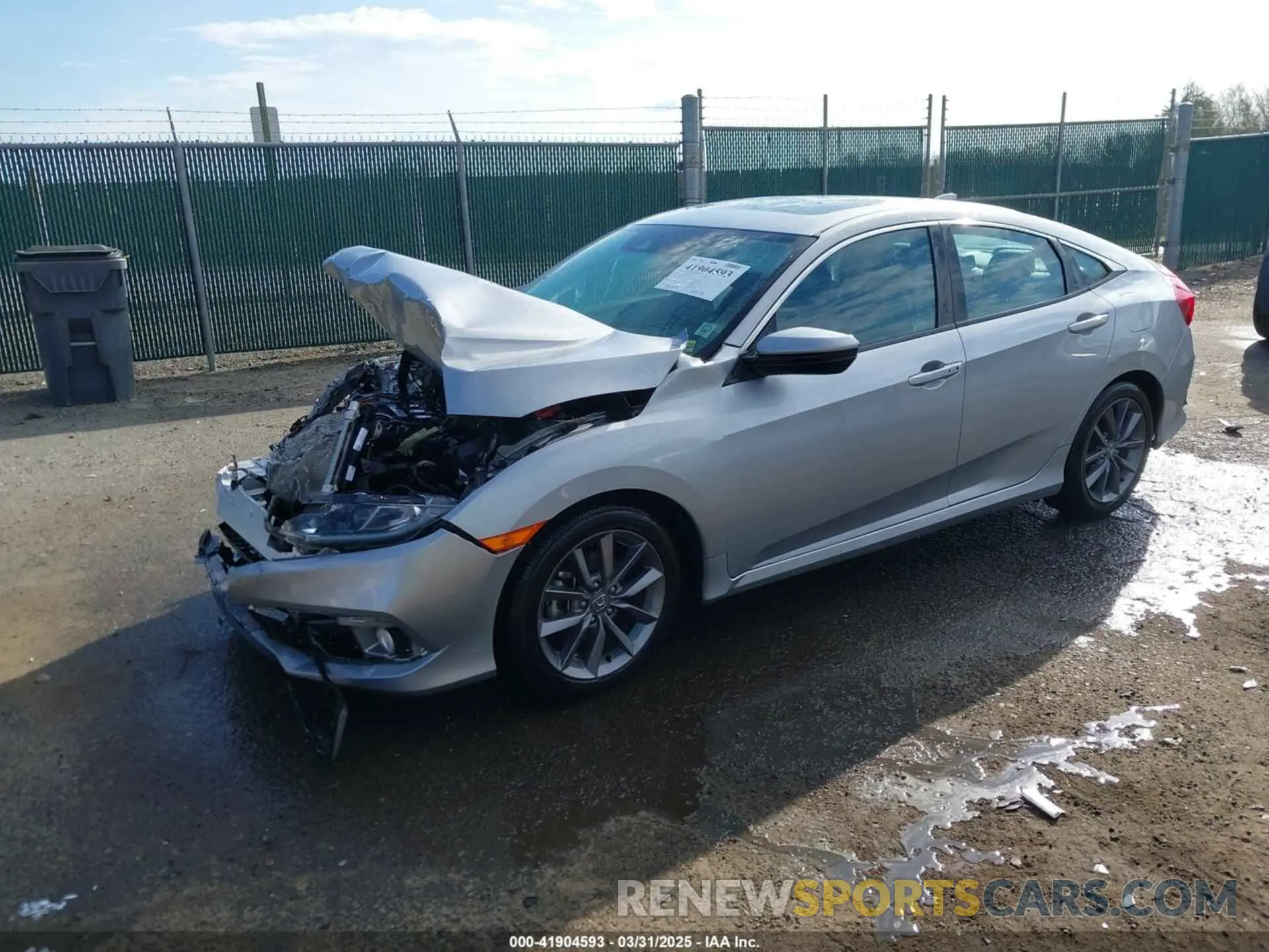 2 fotografías del automóvil dañado 19XFC1F7XKE010279 HONDA CIVIC 2019