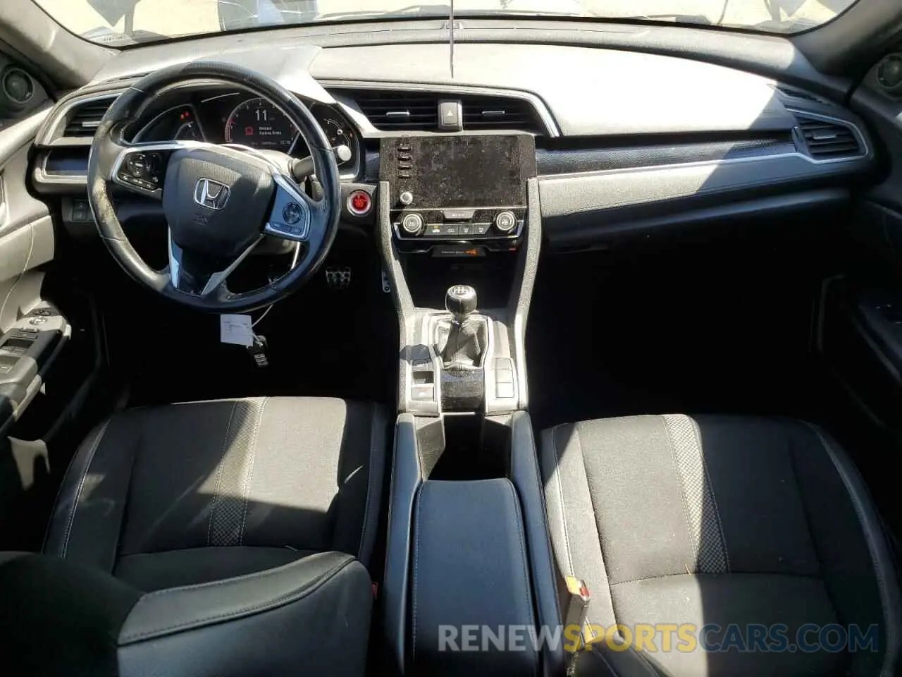8 fotografías del automóvil dañado 19XFC2E8XKE020214 HONDA CIVIC 2019