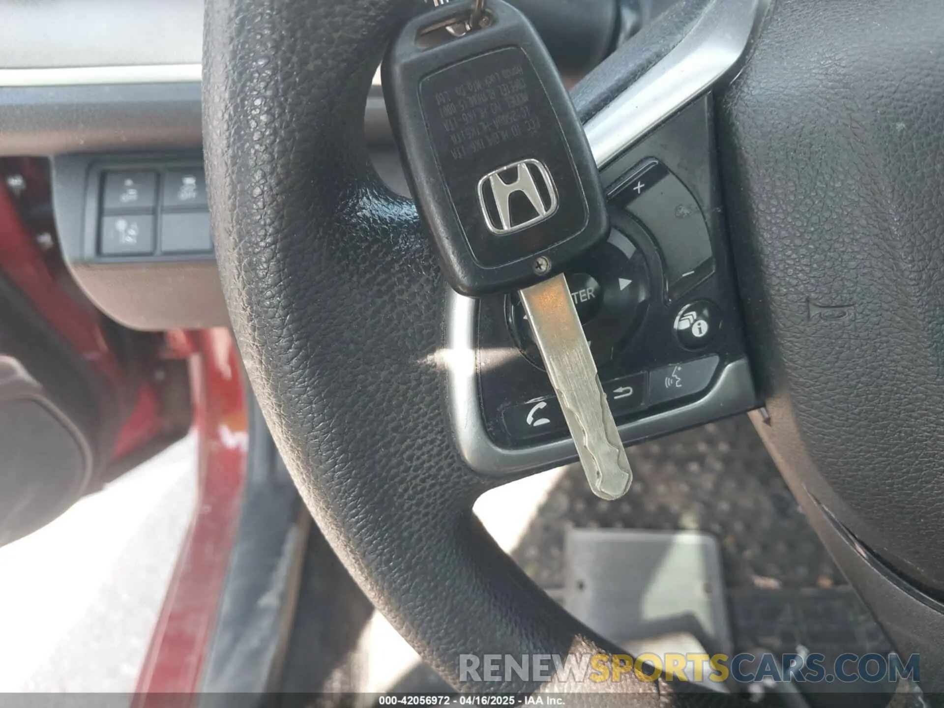 11 fotografías del automóvil dañado 19XFC2F60KE004665 HONDA CIVIC 2019
