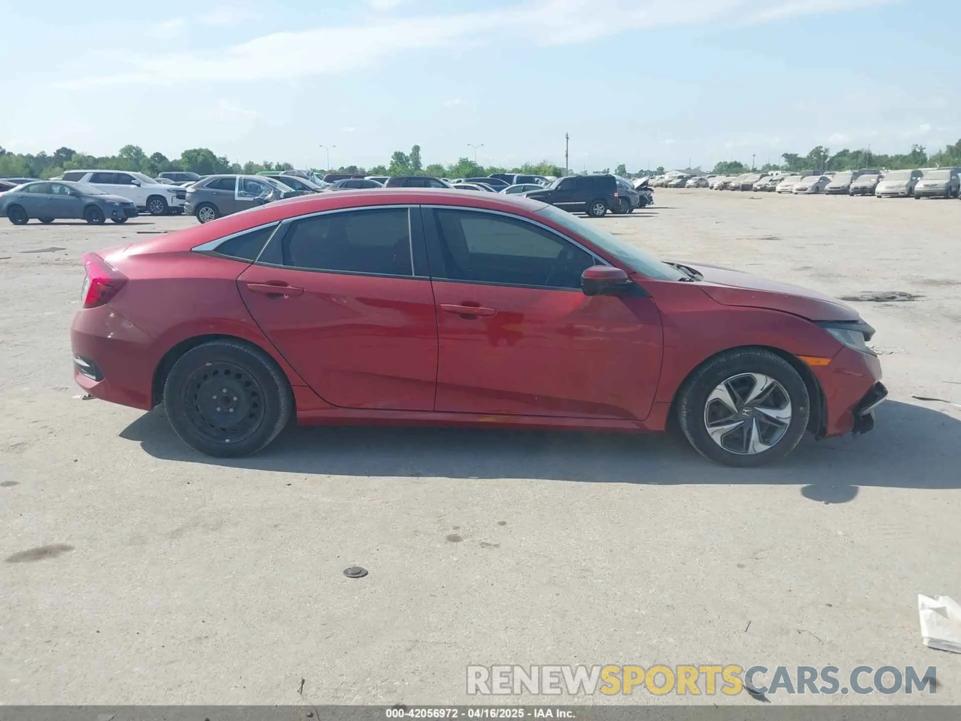 13 fotografías del automóvil dañado 19XFC2F60KE004665 HONDA CIVIC 2019