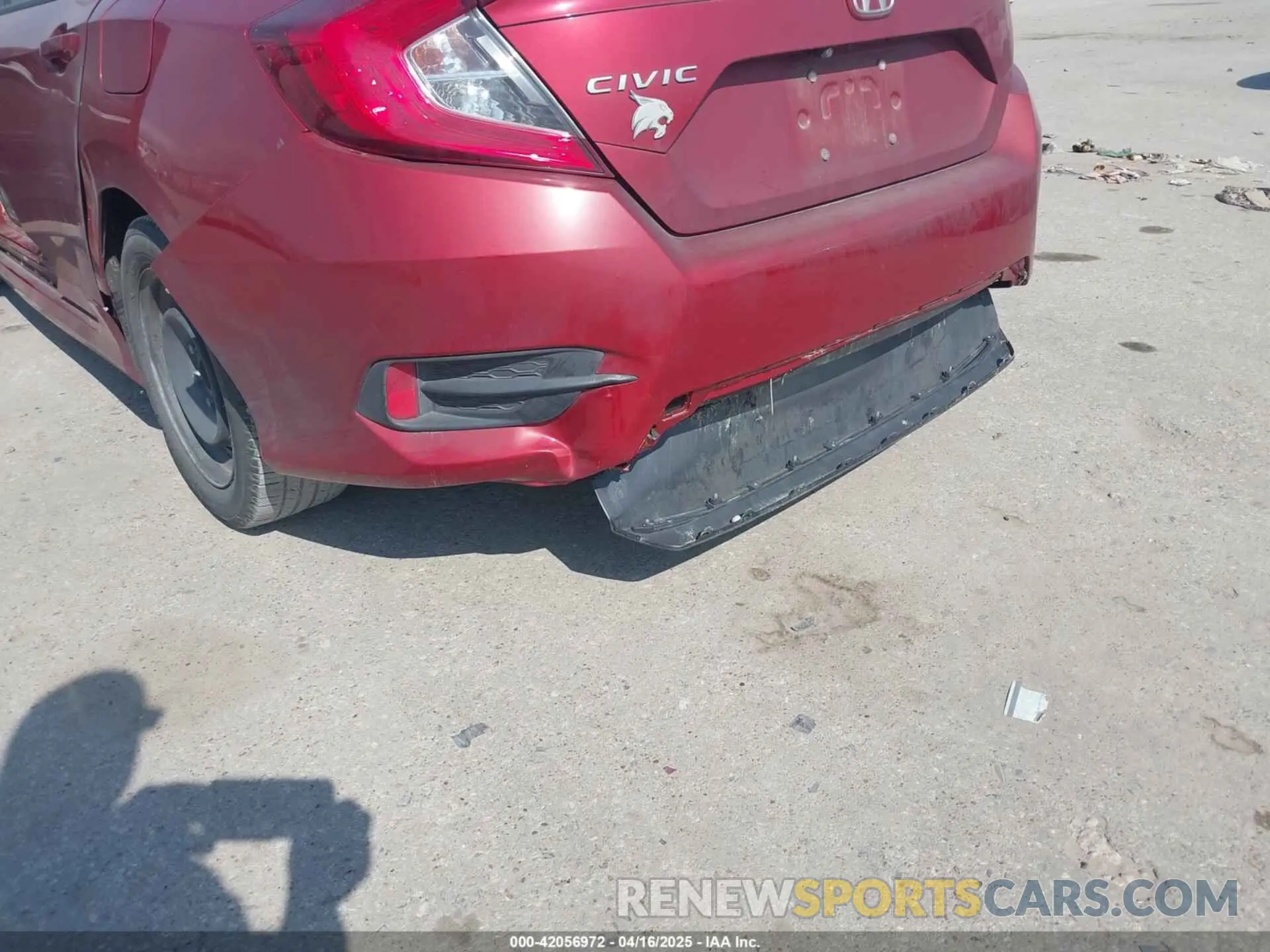 18 fotografías del automóvil dañado 19XFC2F60KE004665 HONDA CIVIC 2019