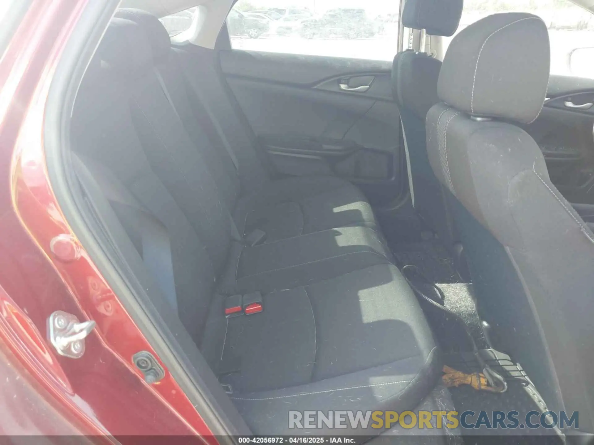 8 fotografías del automóvil dañado 19XFC2F60KE004665 HONDA CIVIC 2019