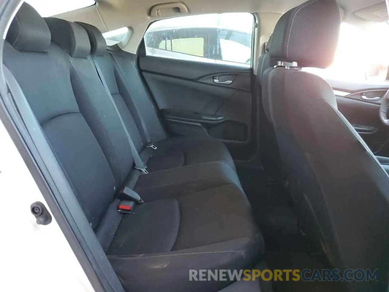 10 fotografías del automóvil dañado 19XFC2F60KE009543 HONDA CIVIC 2019
