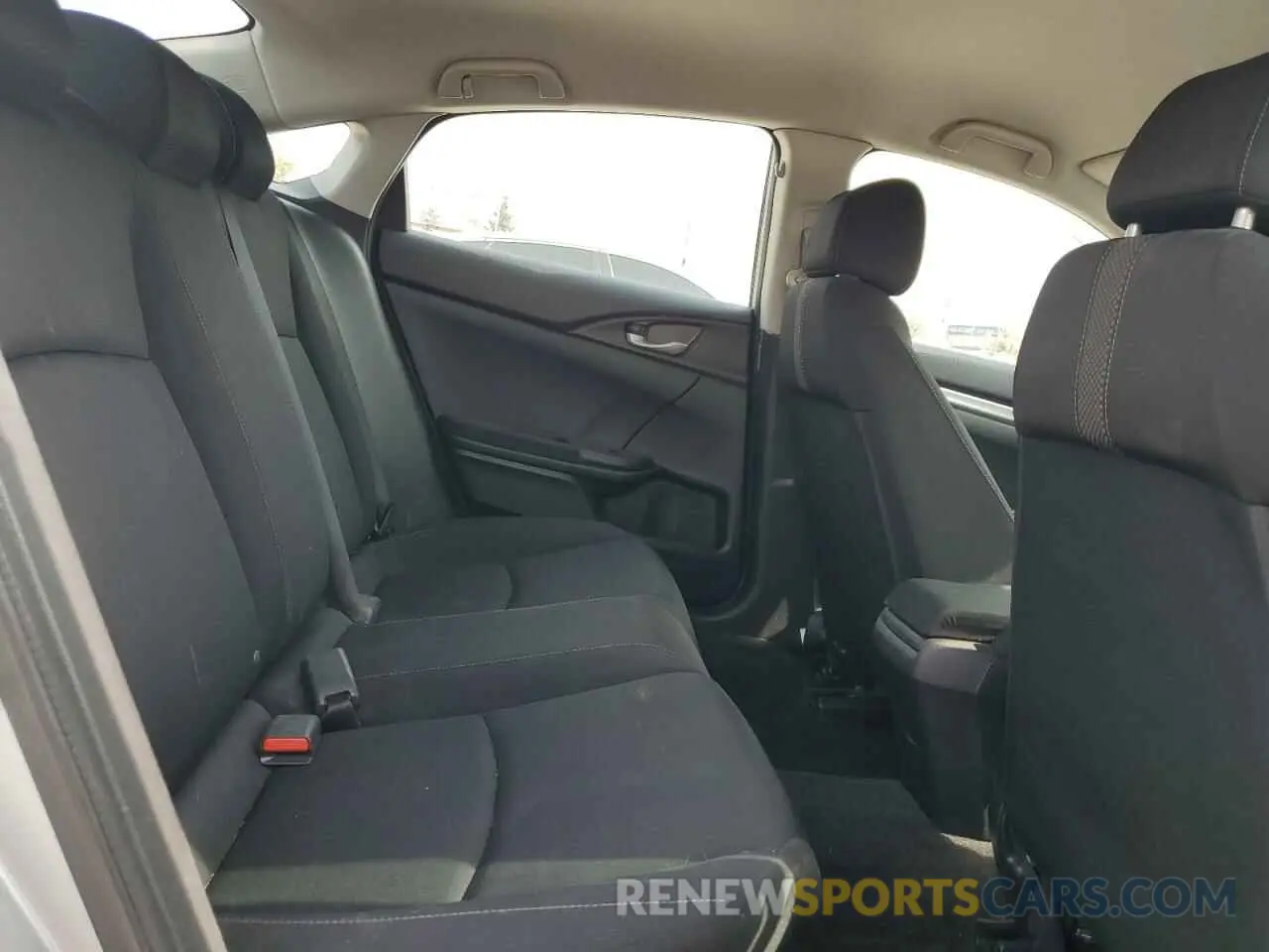 10 fotografías del automóvil dañado 19XFC2F60KE013124 HONDA CIVIC 2019