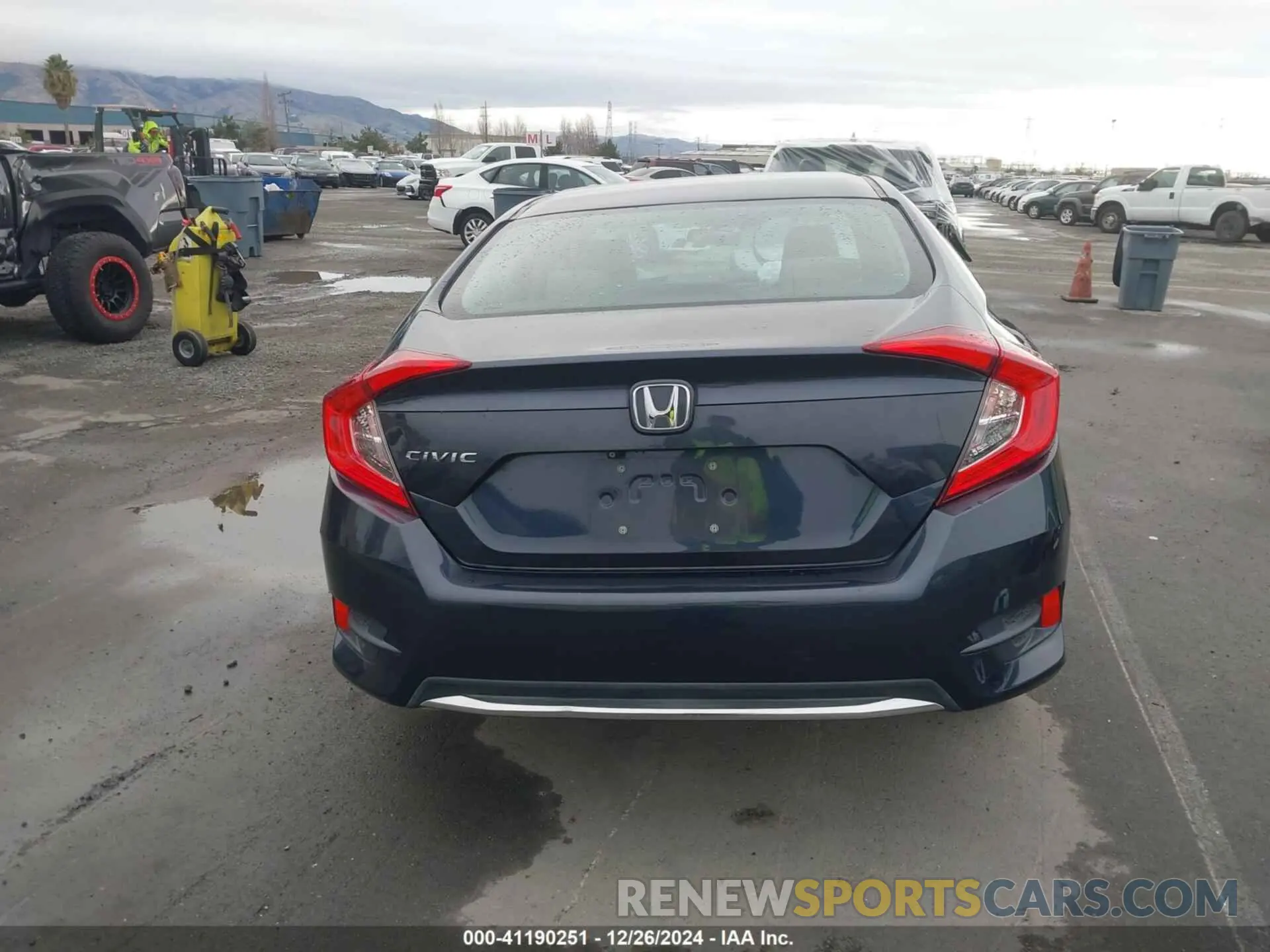15 fotografías del automóvil dañado 19XFC2F60KE207023 HONDA CIVIC 2019