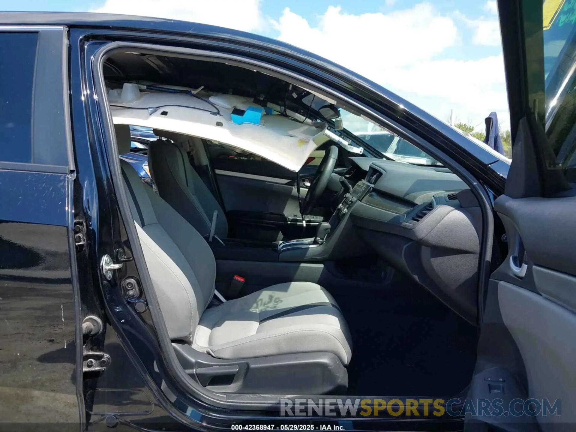 5 fotografías del automóvil dañado 19XFC2F61KE017134 HONDA CIVIC 2019