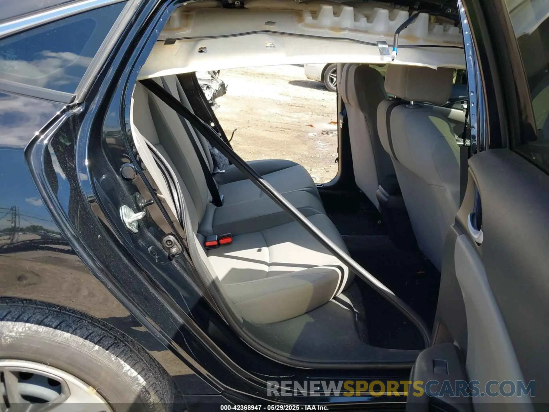 8 fotografías del automóvil dañado 19XFC2F61KE017134 HONDA CIVIC 2019