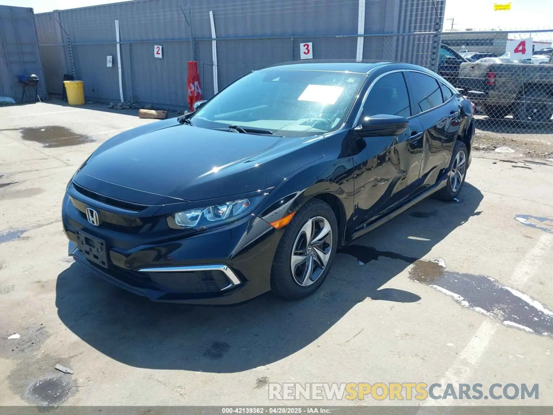 2 fotografías del automóvil dañado 19XFC2F61KE202252 HONDA CIVIC 2019