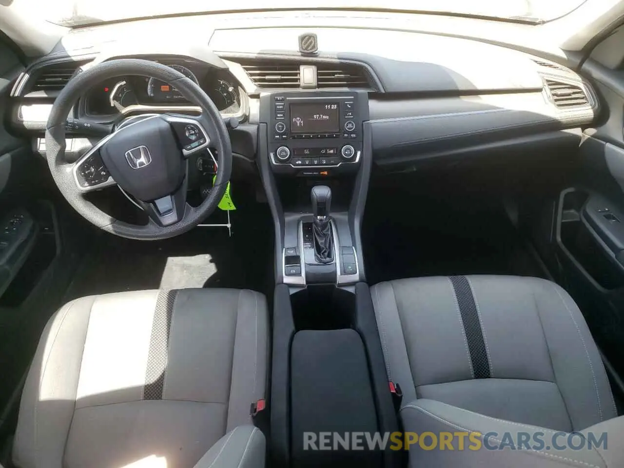8 fotografías del automóvil dañado 19XFC2F62KE006384 HONDA CIVIC 2019