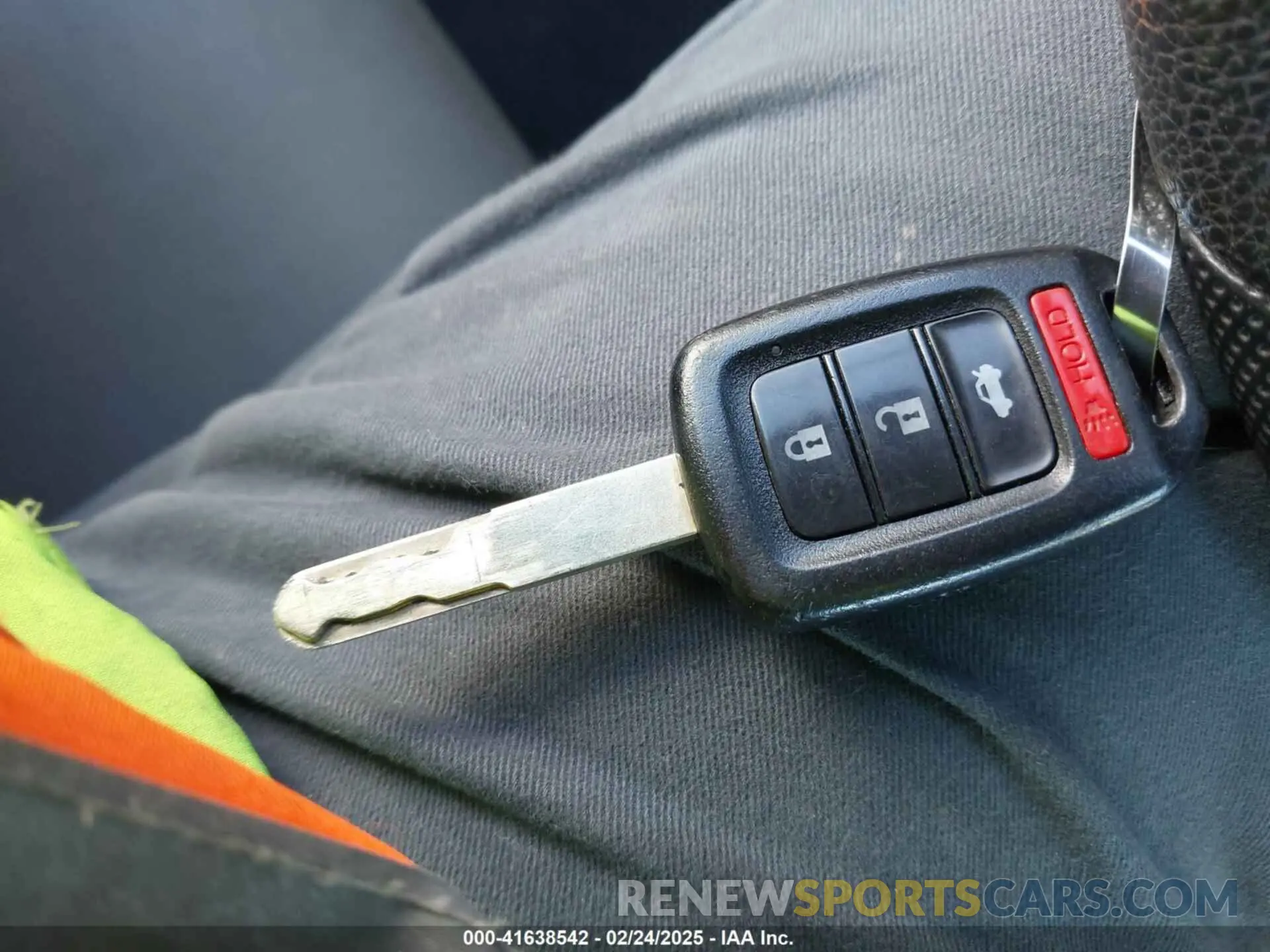 10 fotografías del automóvil dañado 19XFC2F62KE020060 HONDA CIVIC 2019