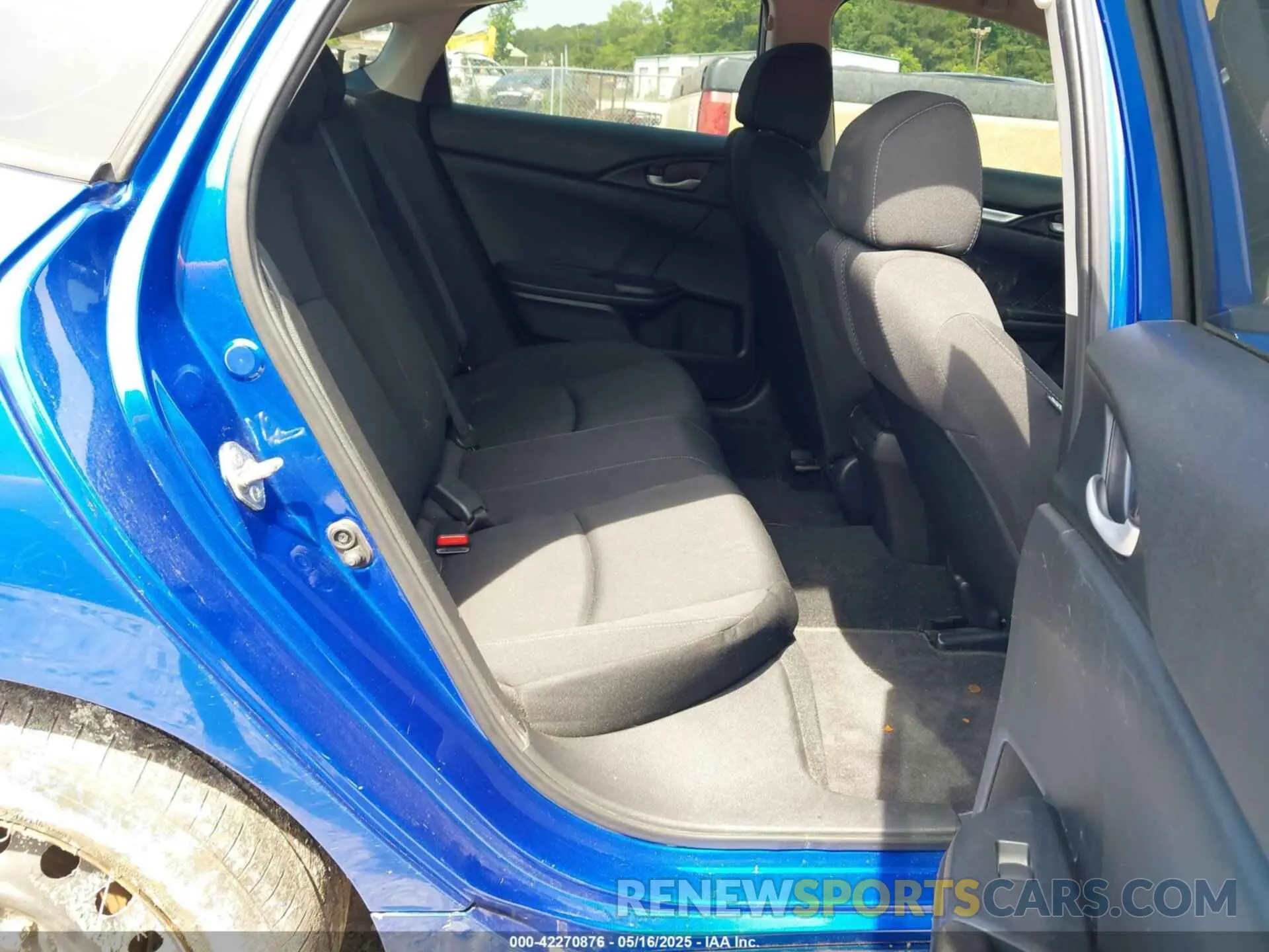 8 fotografías del automóvil dañado 19XFC2F63KE022254 HONDA CIVIC 2019