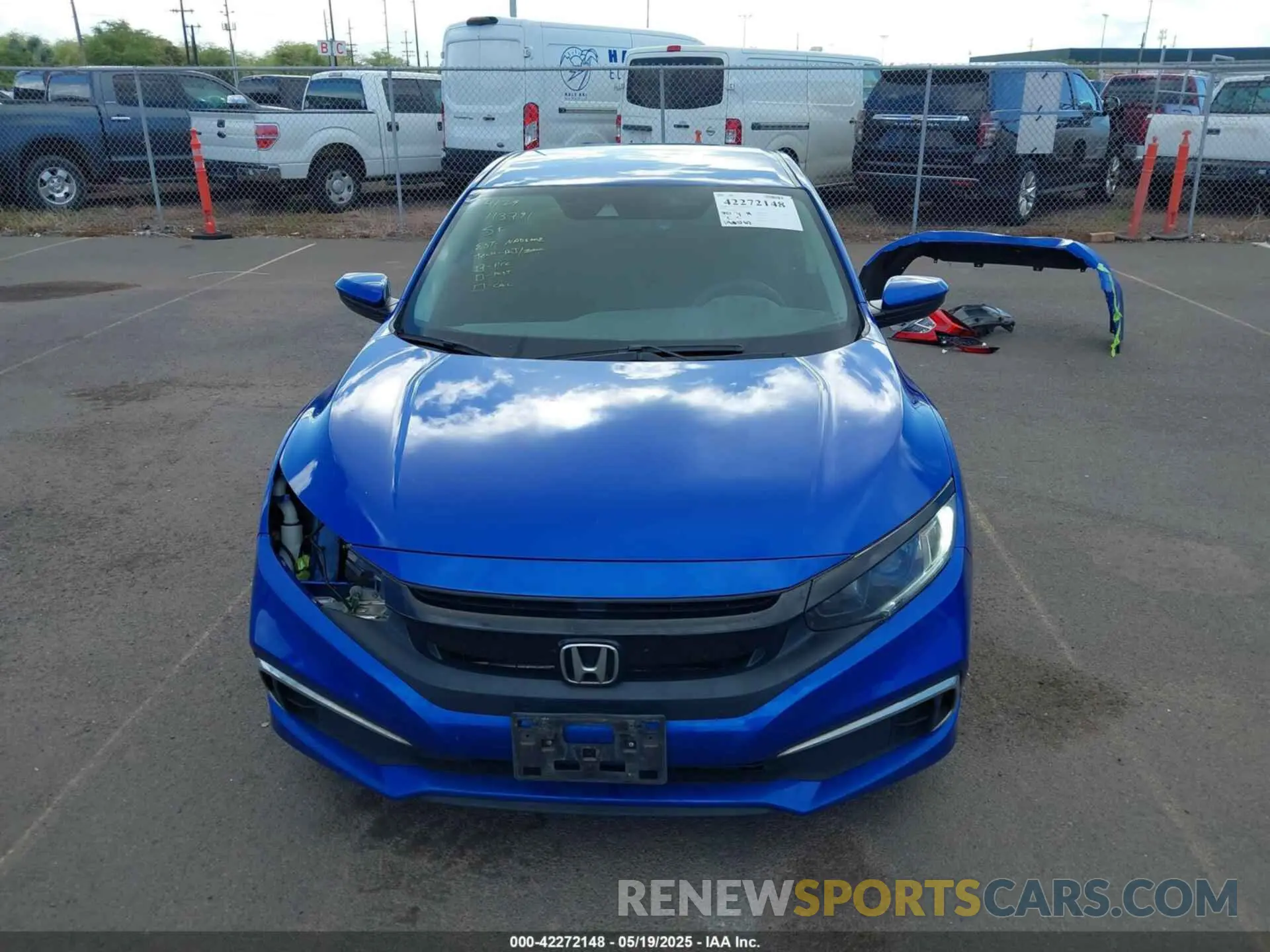 13 fotografías del automóvil dañado 19XFC2F63KE035117 HONDA CIVIC 2019