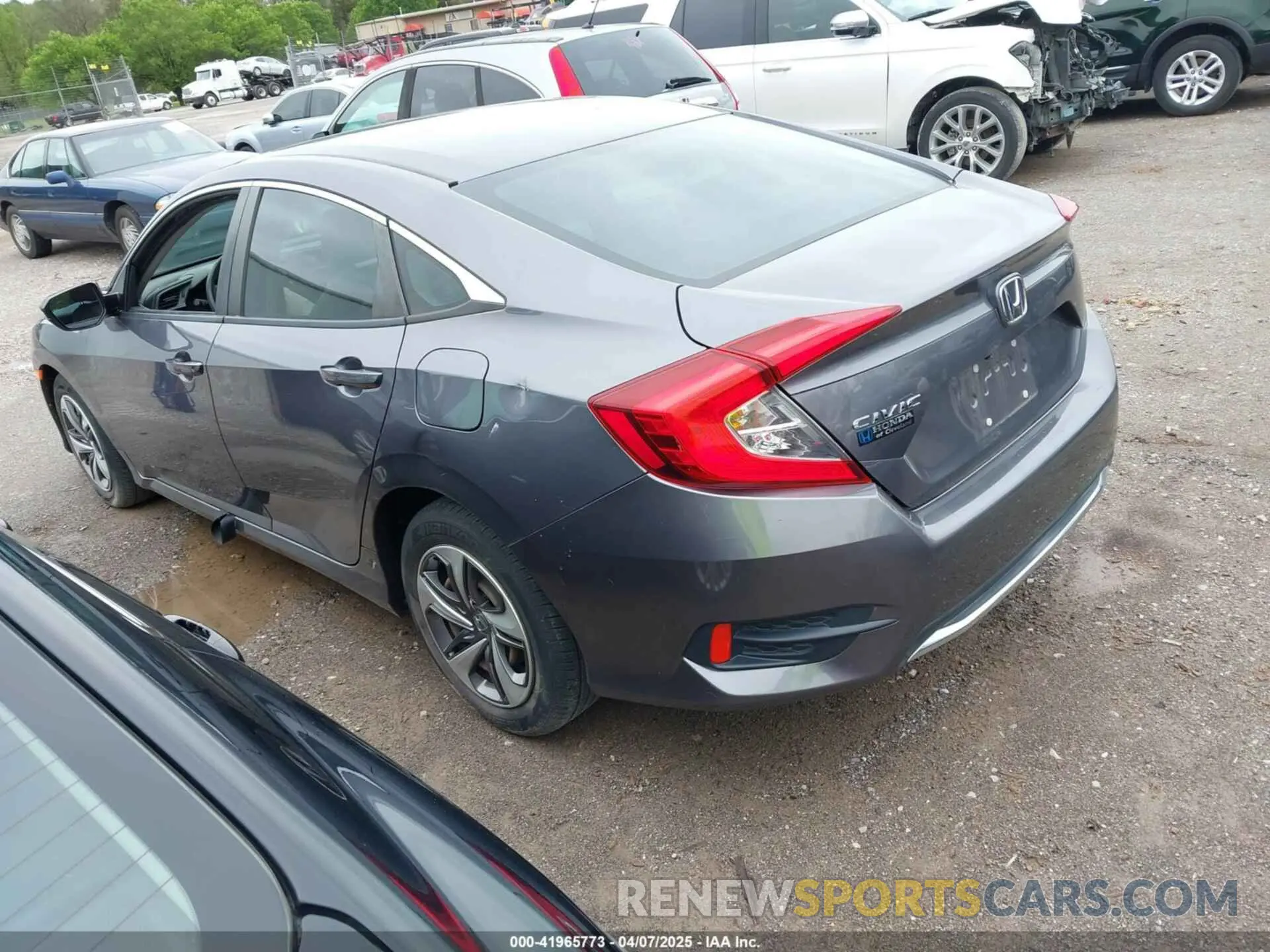 3 fotografías del automóvil dañado 19XFC2F63KE041449 HONDA CIVIC 2019
