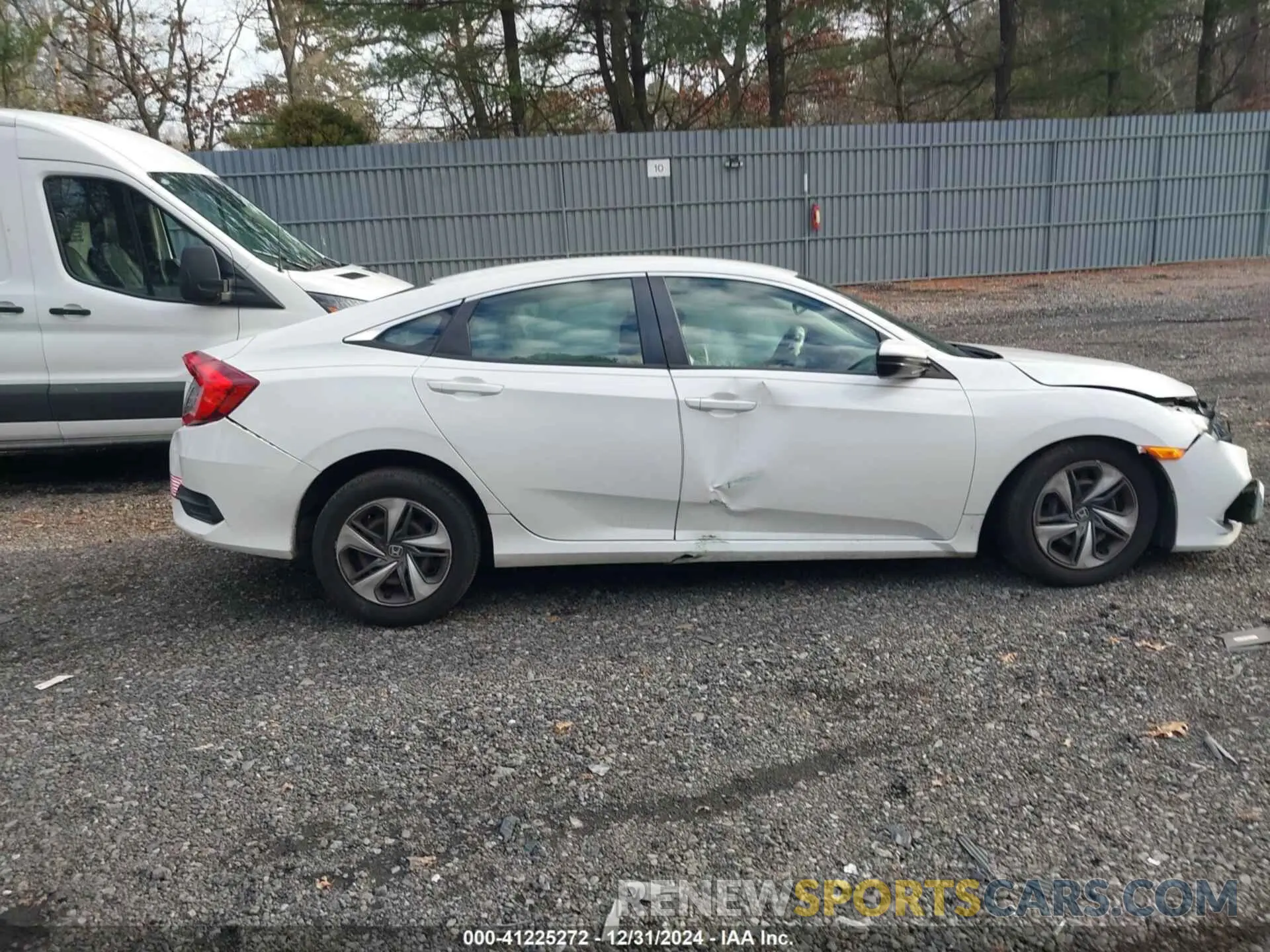 13 fotografías del automóvil dañado 19XFC2F63KE203225 HONDA CIVIC 2019