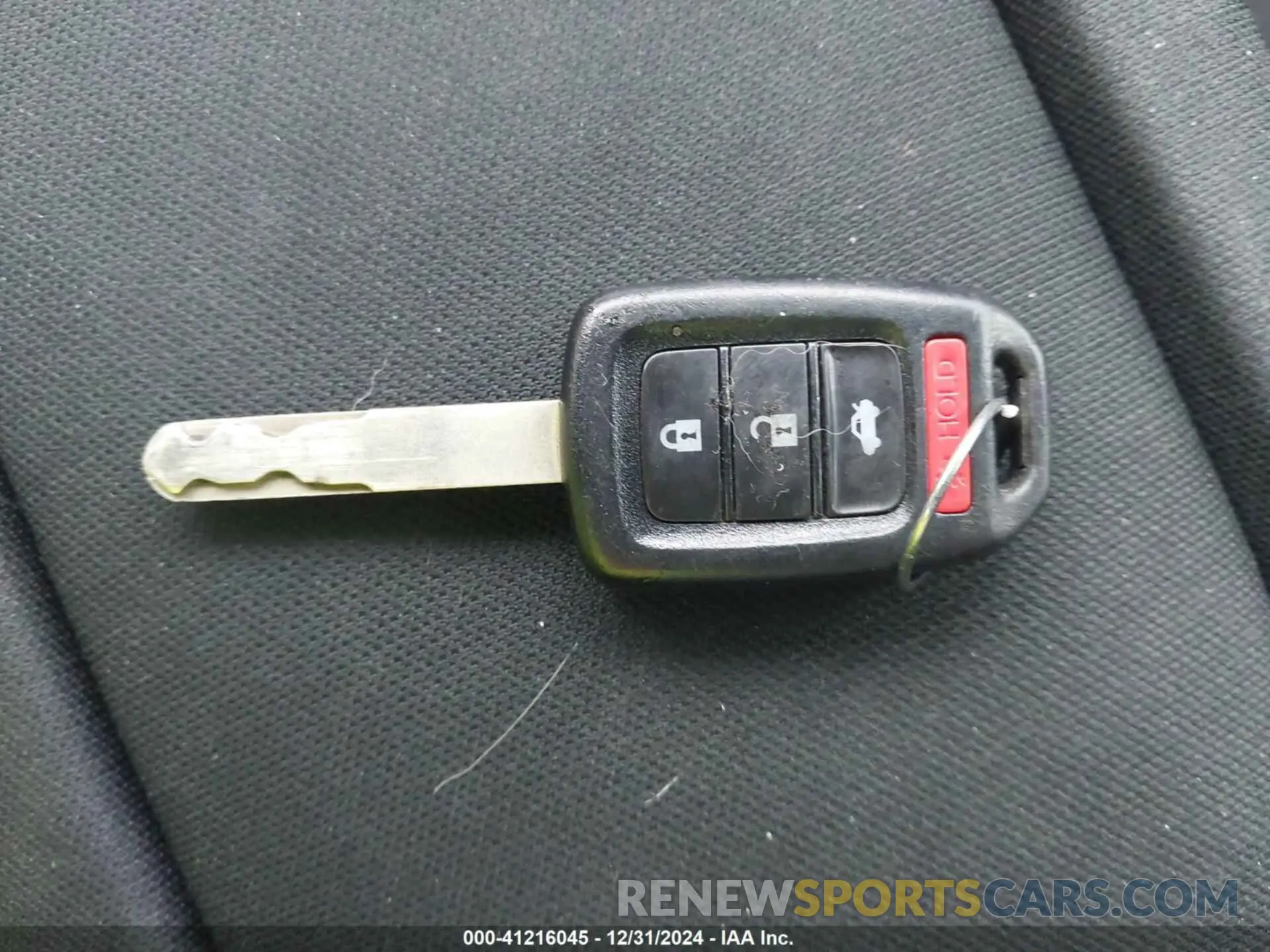 11 fotografías del automóvil dañado 19XFC2F64KE014924 HONDA CIVIC 2019